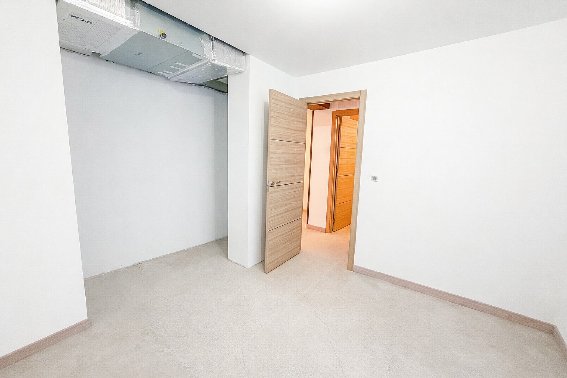 Resale - 2 Bedroom 2 Bathroom Apartment in Elche -  - Alicante