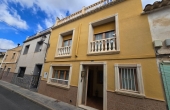 3-13967/4743, 5 Bedroom 2 Bathroom Townhouse in Sax