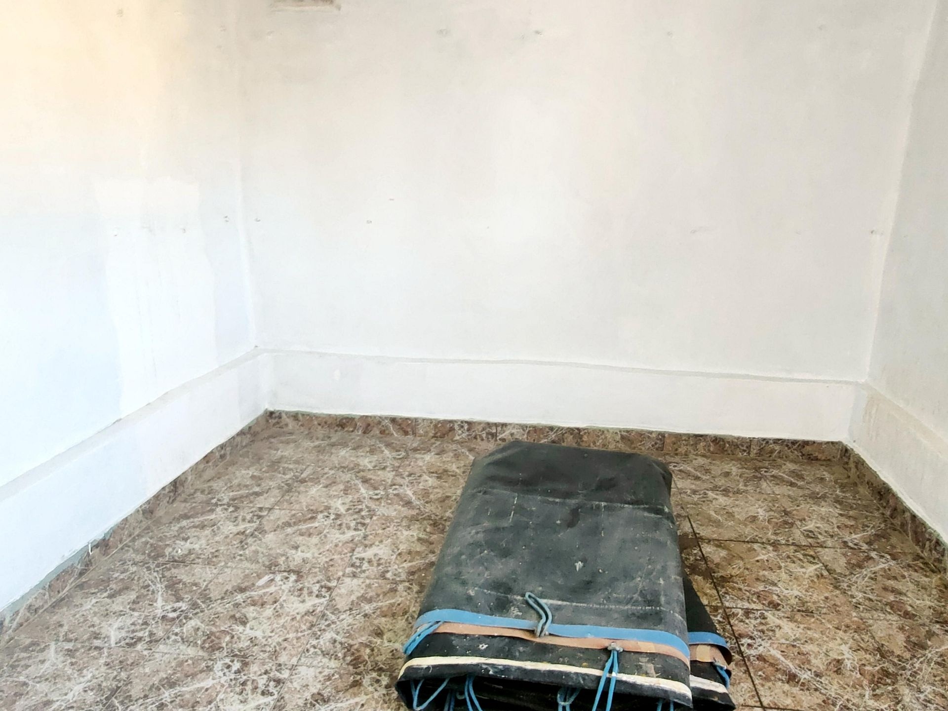 Resale - 6 Bedroom 4 Bathroom Villa in Aspe -  - Alicante