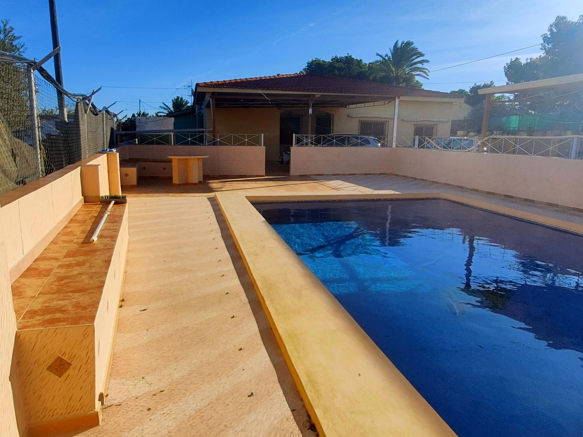 Resale - 6 Bedroom 4 Bathroom Villa in Aspe -  - Alicante
