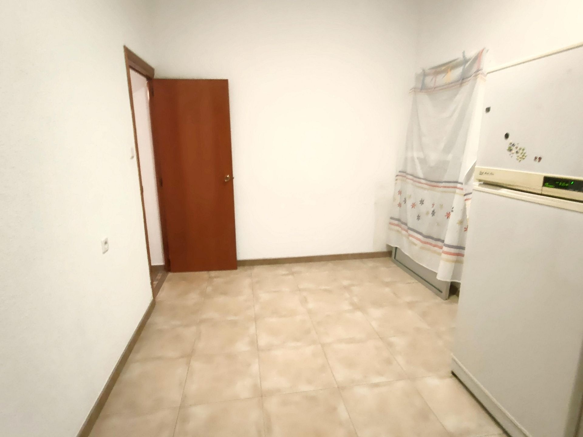 Resale - 6 Bedroom 4 Bathroom Villa in Aspe -  - Alicante