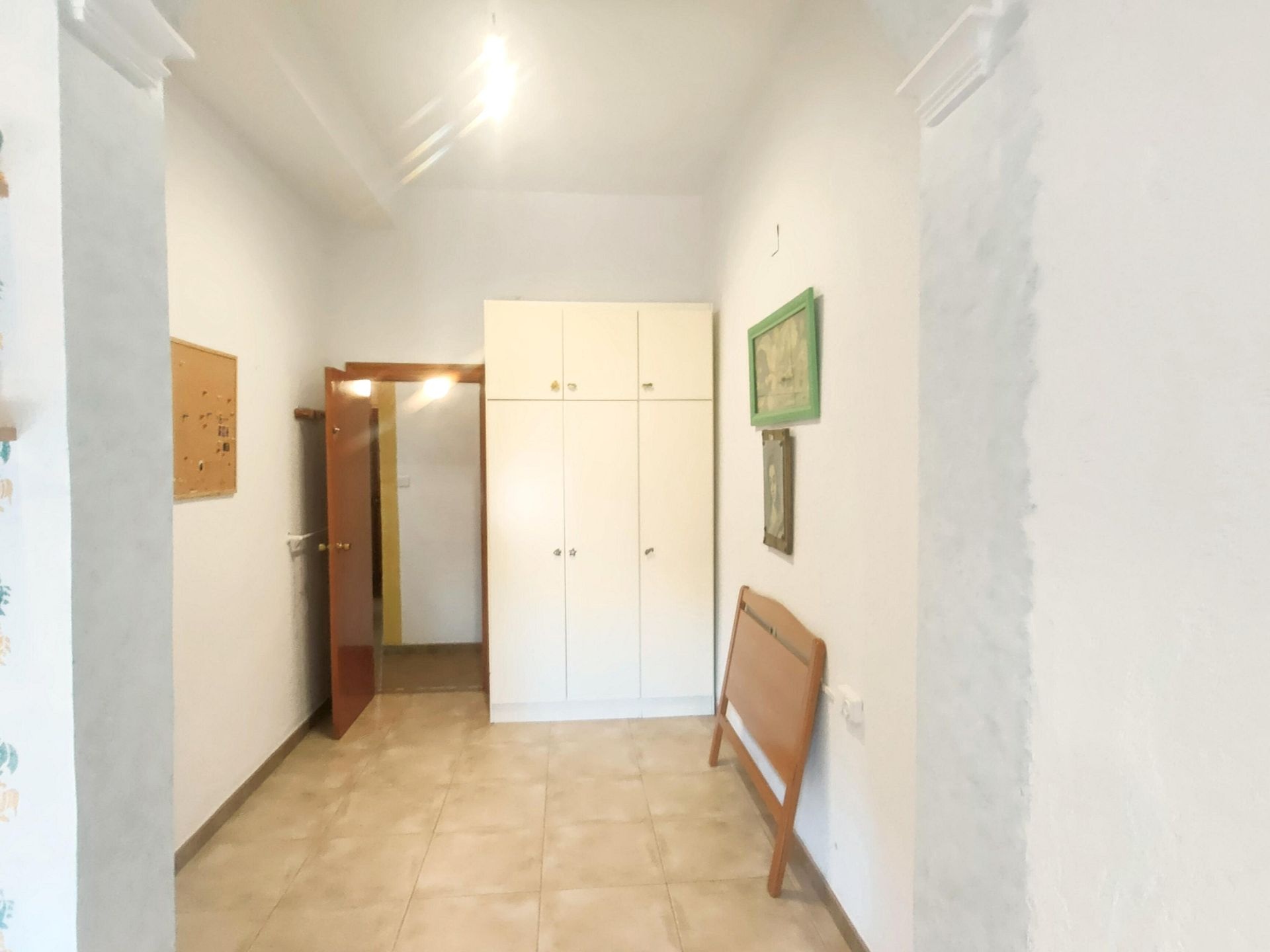 Resale - 6 Bedroom 4 Bathroom Villa in Aspe -  - Alicante