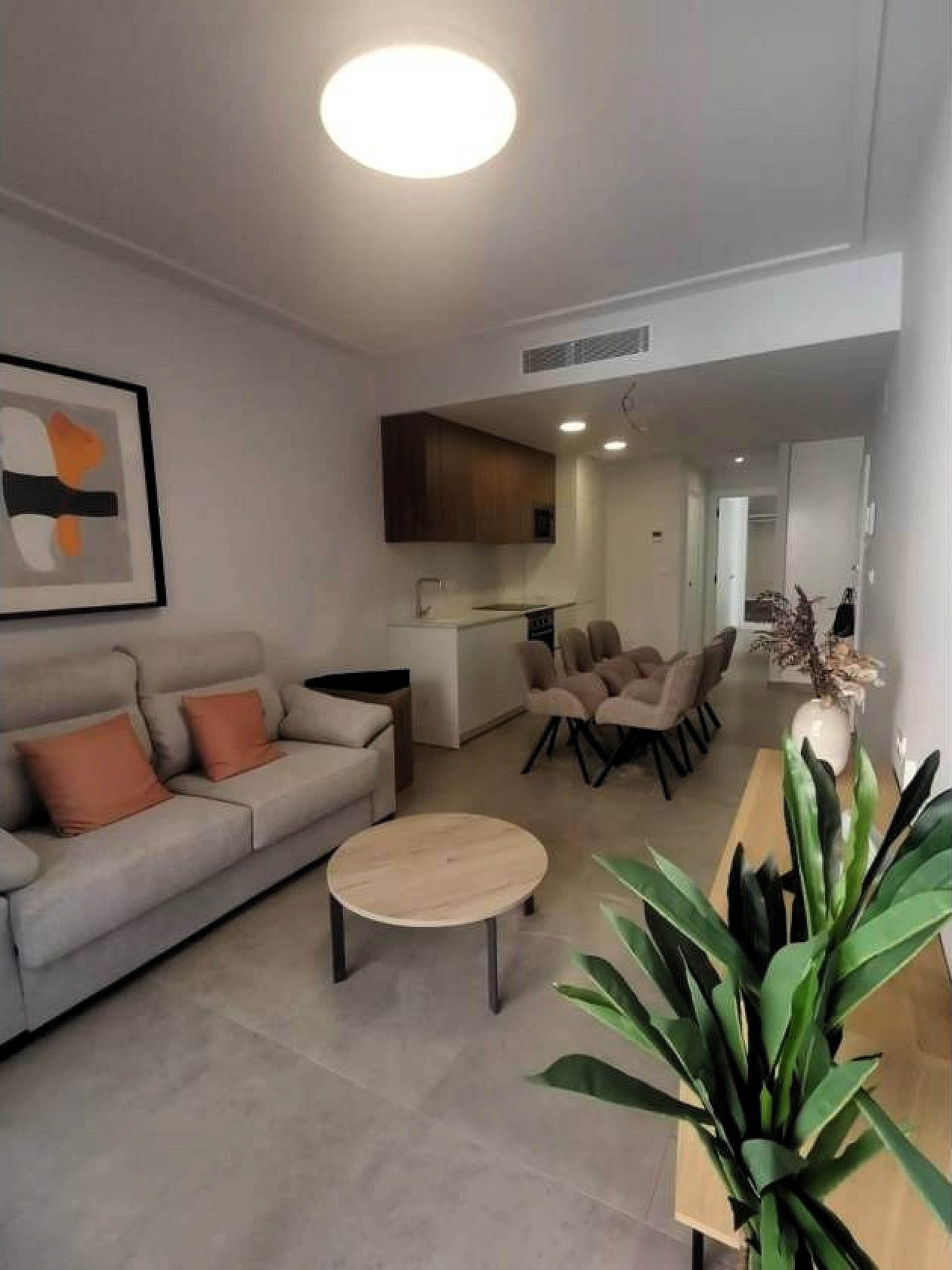 Resale - 2 Bedroom 2 Bathroom Apartment in Torrevieja -  - Alicante