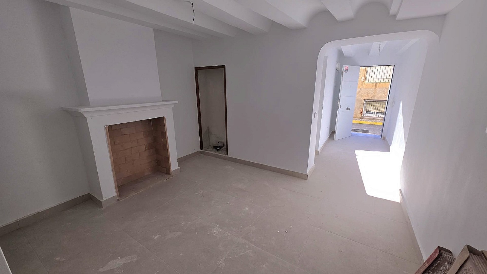 Resale - 3 Bedroom 1 Bathroom Townhouse in Pinoso - , Pinoso, Alicante, Spain - Alicante