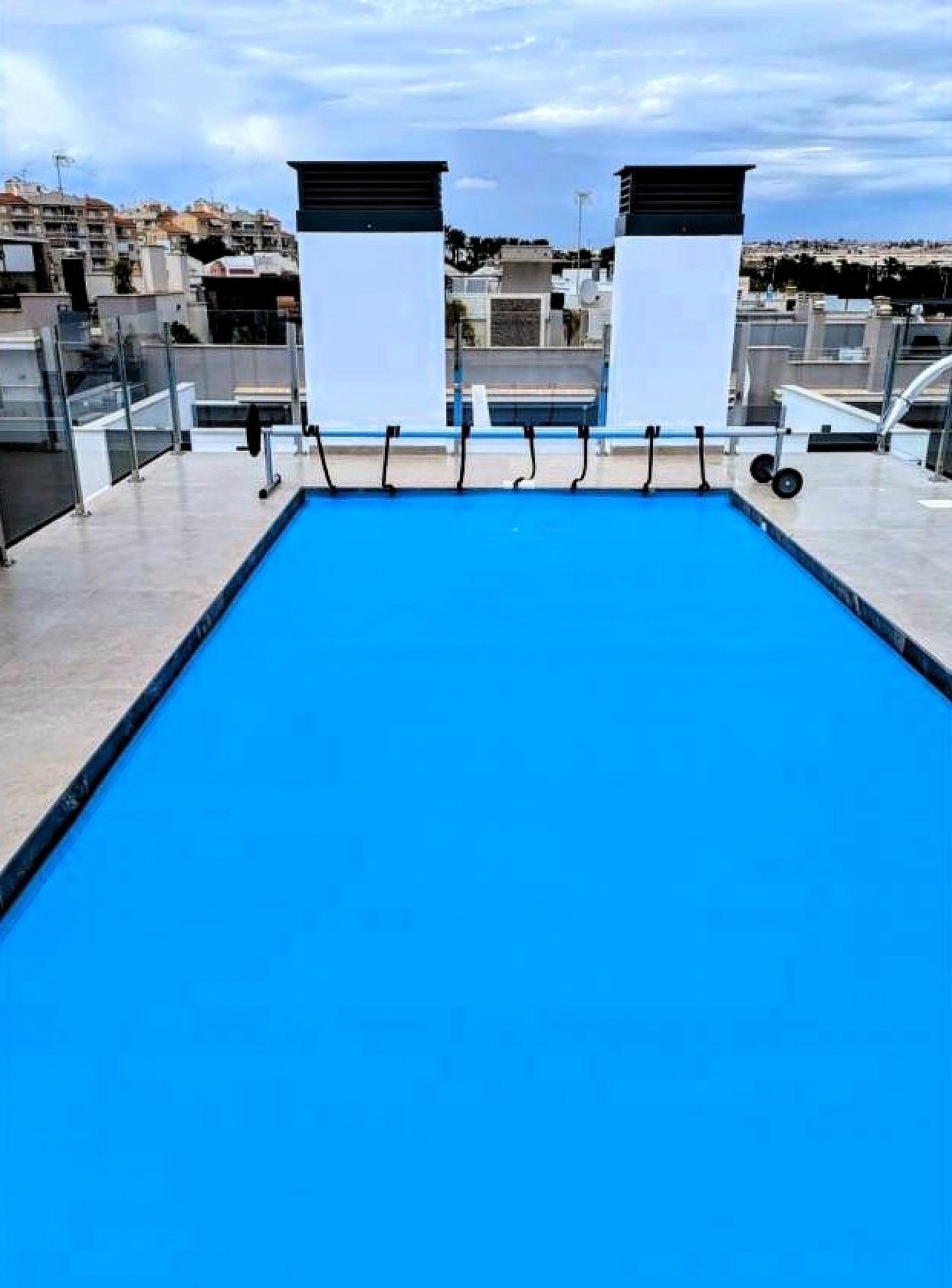 Resale - 1 Bedroom 1 Bathroom Apartment in Torrevieja -  - Alicante