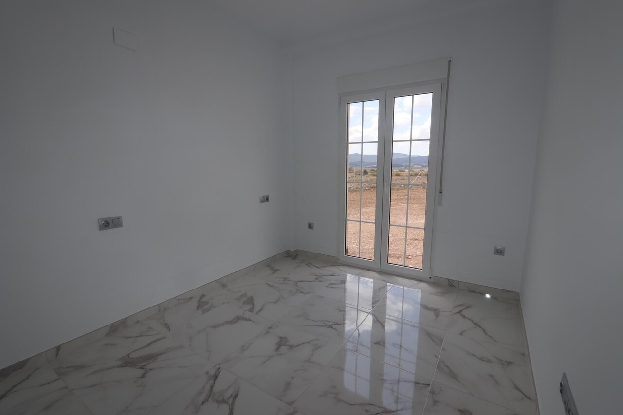 Resale - 4 Bedroom 3 Bathroom Villa in Pinoso - , Pinoso, Alicante, Spain - Alicante