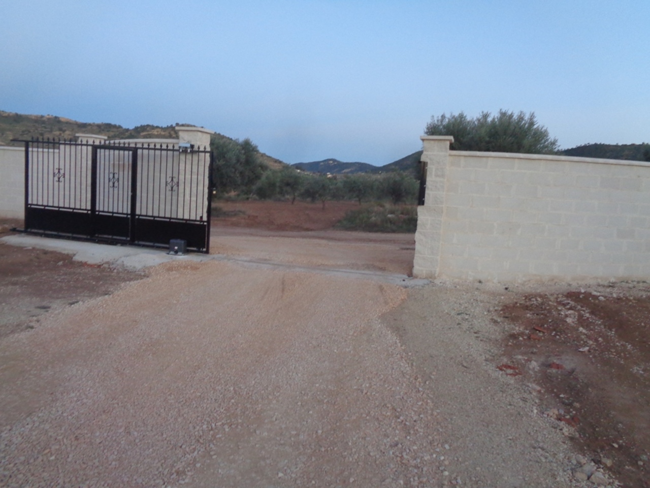 Resale - 4 Bedroom 3 Bathroom Villa in Pinoso - , Pinoso, Alicante, Spain - Alicante