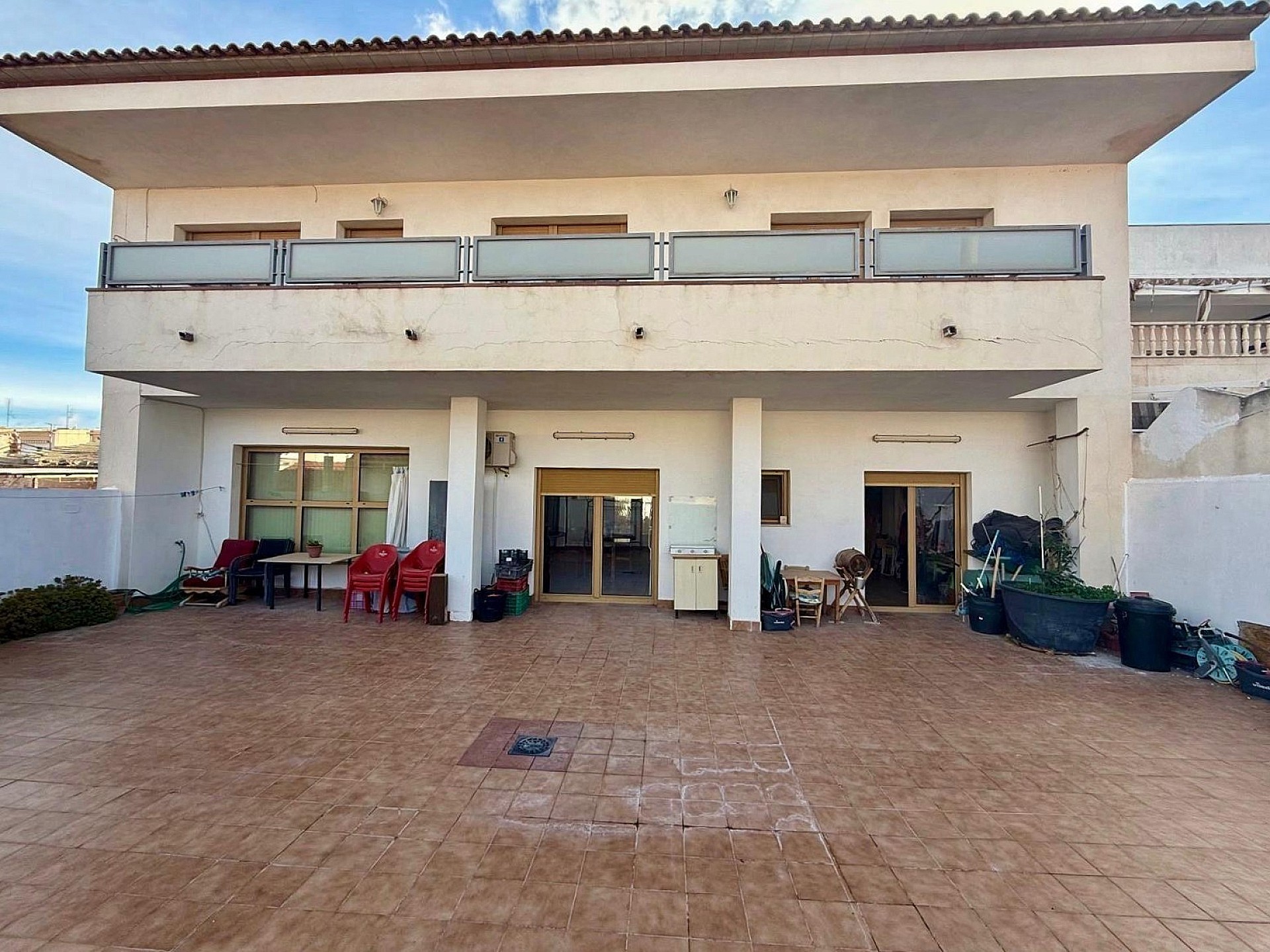 Resale - 5 Bedroom 3 Bathroom Townhouse in Pinoso -  - Alicante