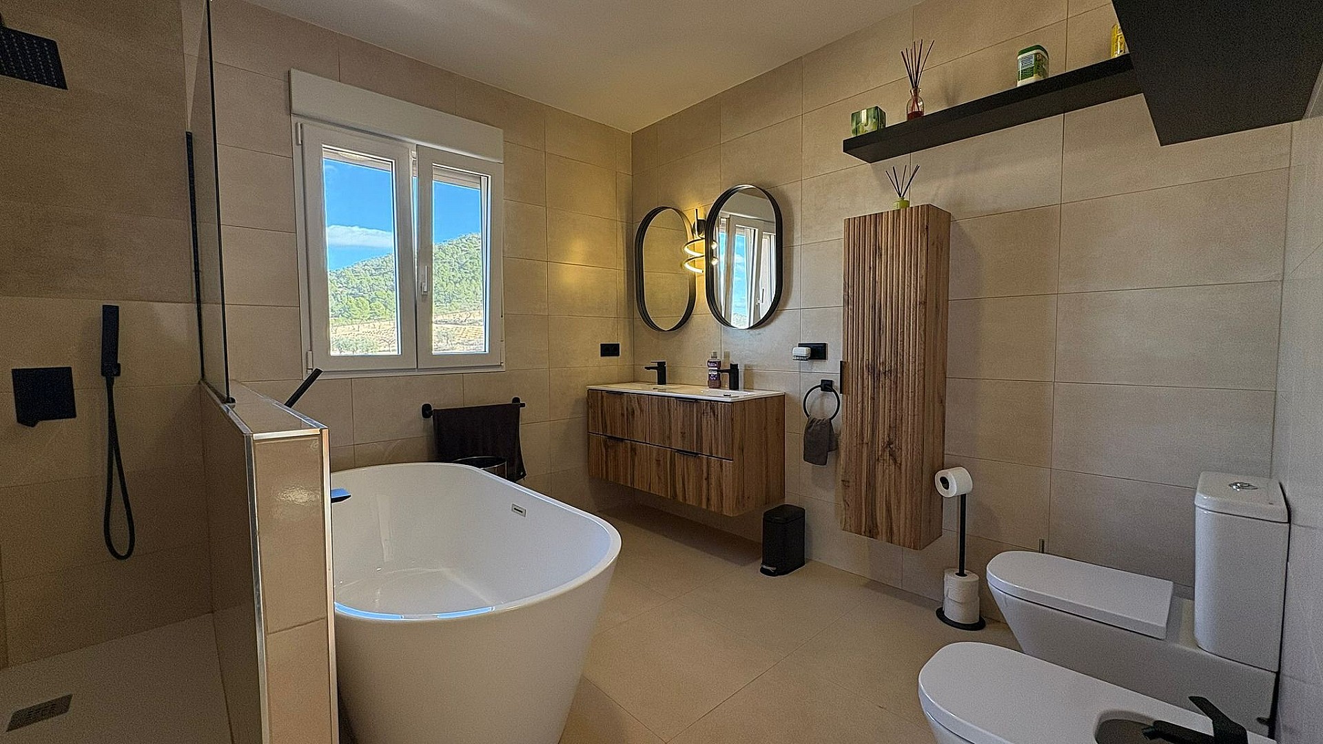 Resale - 4 Bedroom 3 Bathroom Villa in La Zarza -  - Murcia