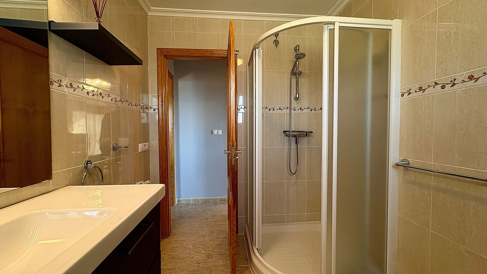 Resale - 4 Bedroom 3 Bathroom Villa in La Zarza -  - Murcia
