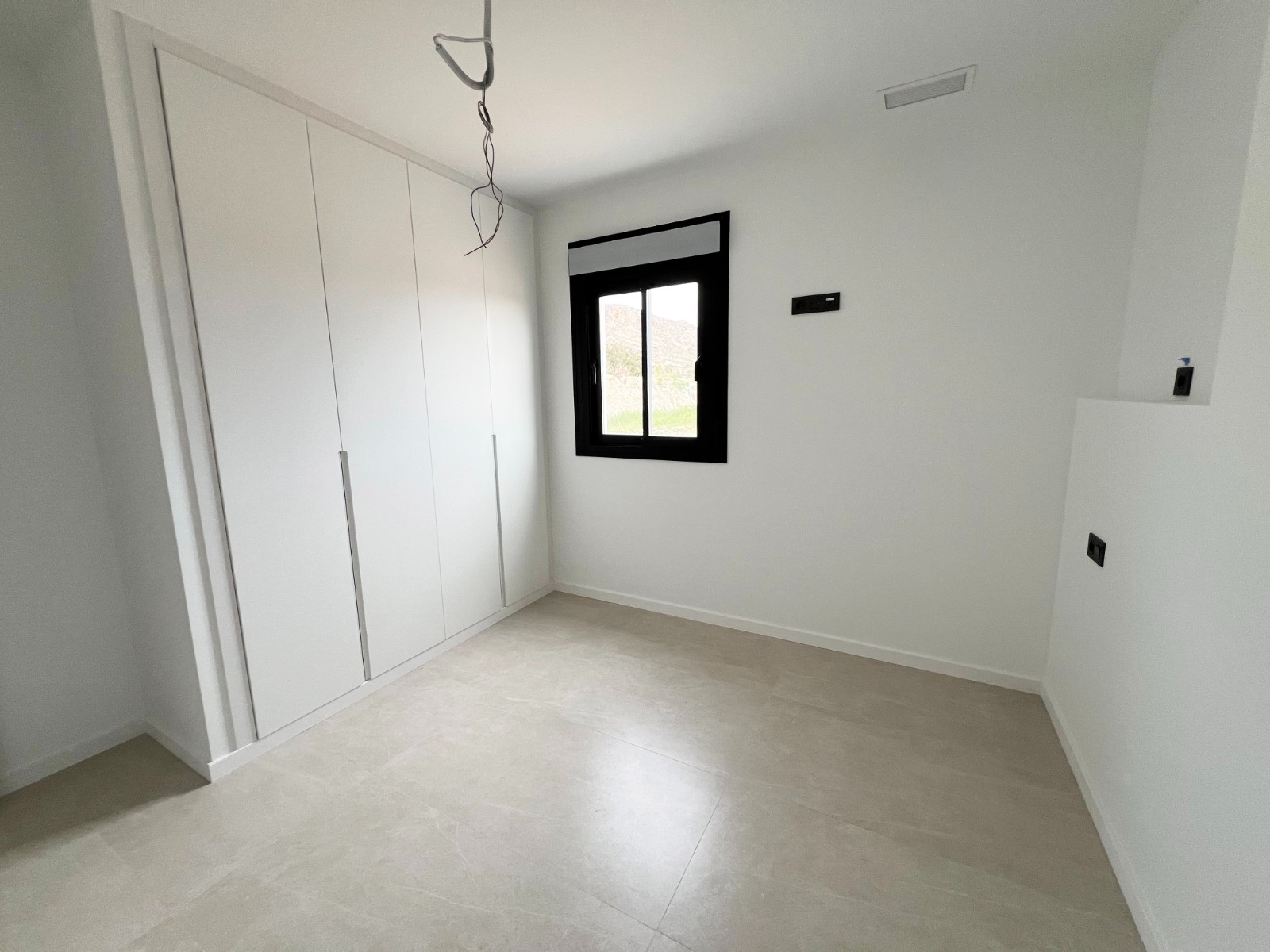 Resale - 3 Bedroom 3 Bathroom Villa in Aspe -  - Alicante