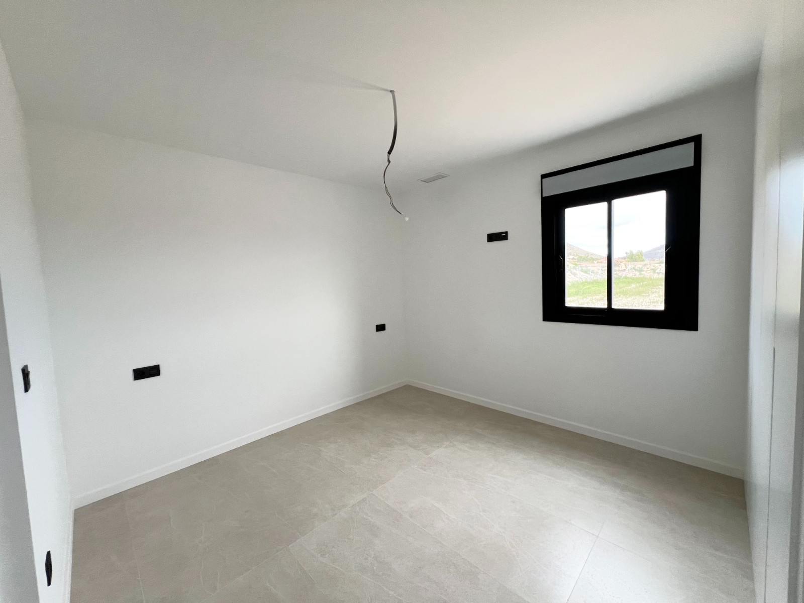 Resale - 3 Bedroom 3 Bathroom Villa in Aspe -  - Alicante