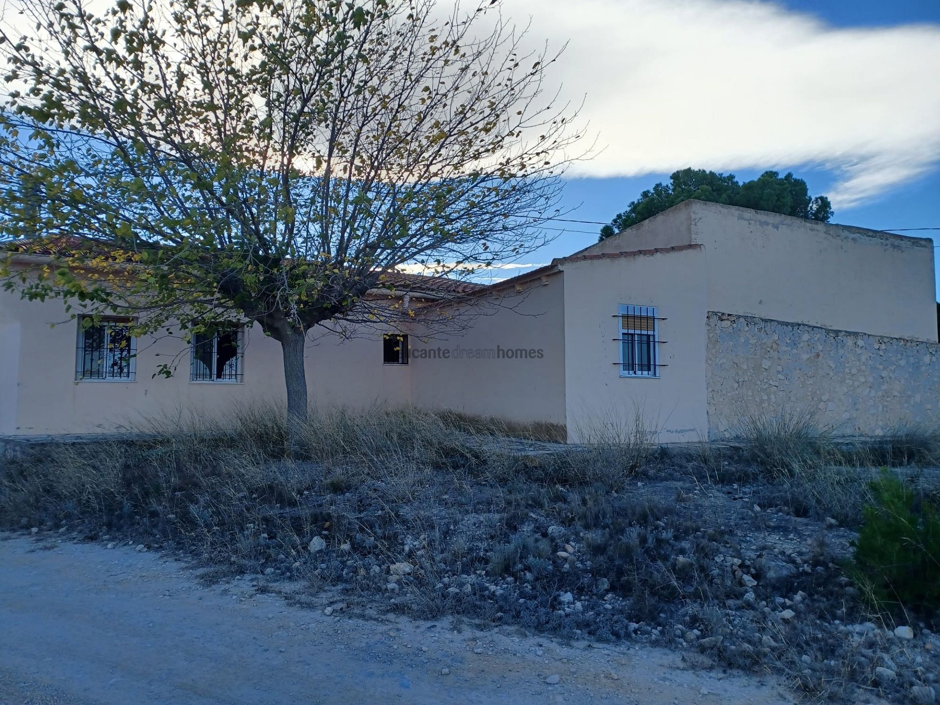 Resale - 3 Bedroom 1 Bathroom Country house in La Zarza -  - Murcia