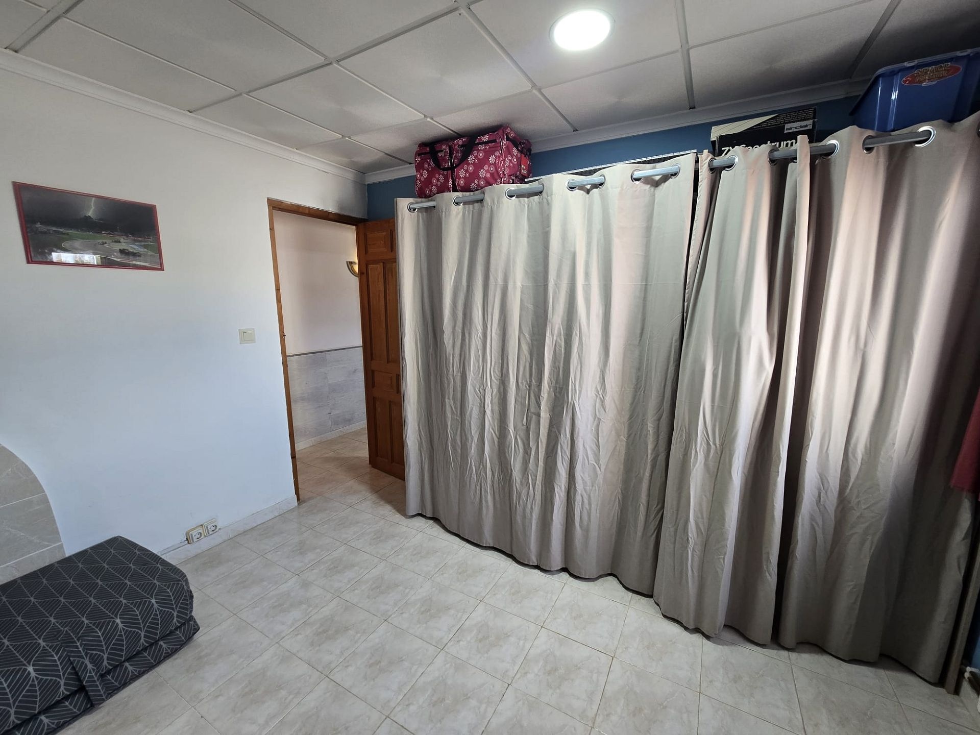 Resale - 5 Bedroom 3 Bathroom Villa in Villena -  - Alicante