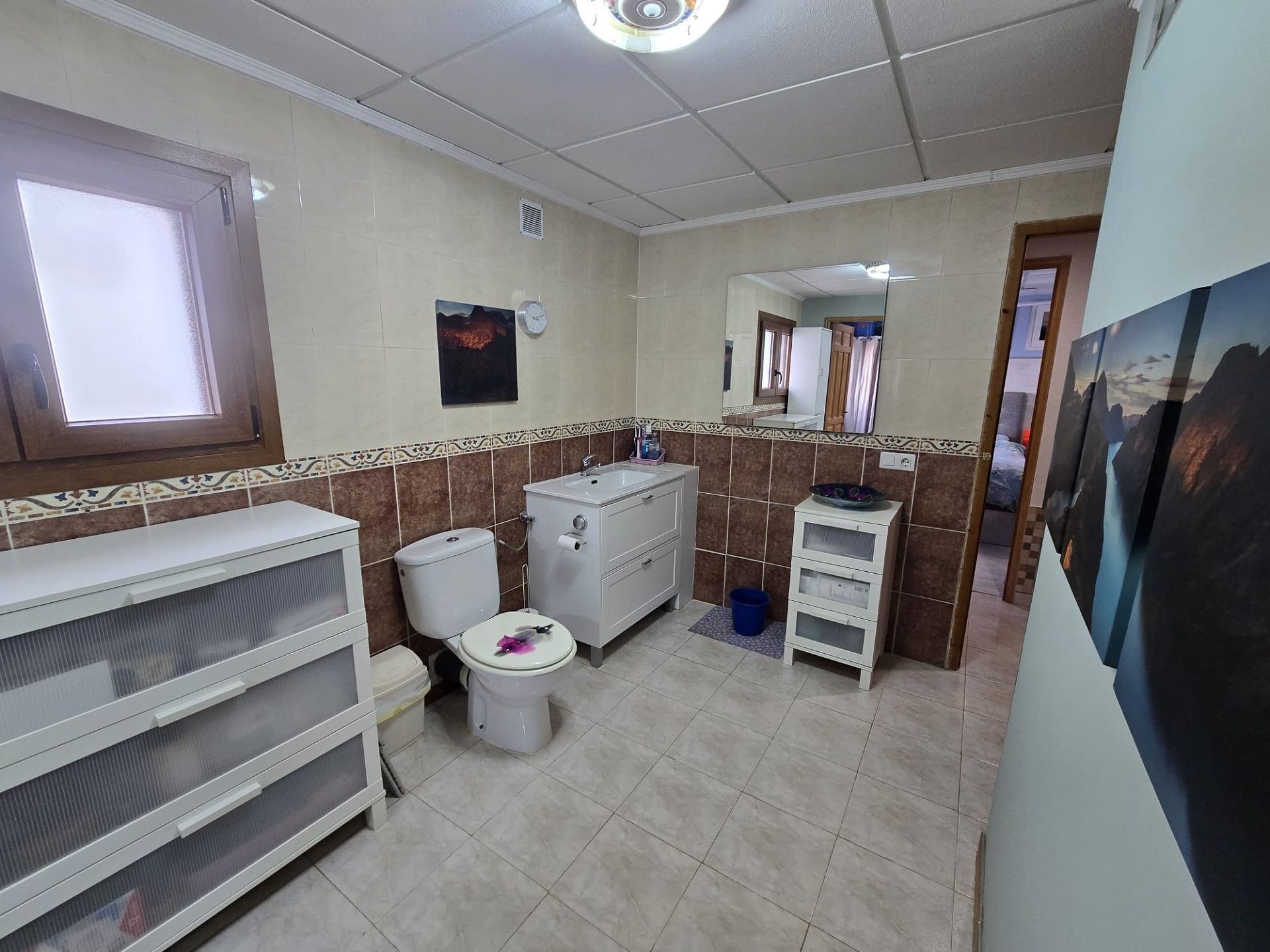 Resale - 5 Bedroom 3 Bathroom Villa in Villena -  - Alicante