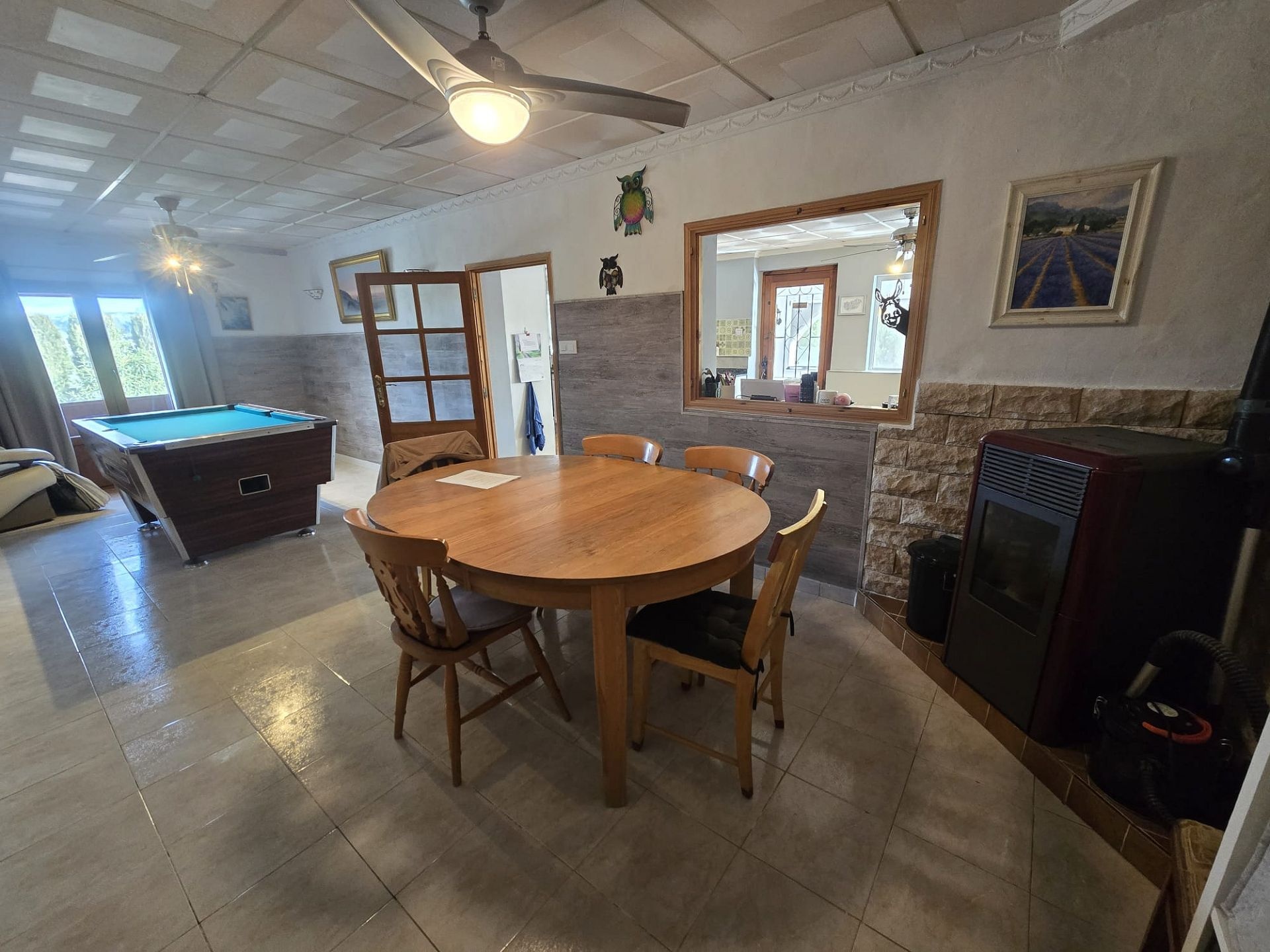 Resale - 5 Bedroom 3 Bathroom Villa in Villena -  - Alicante