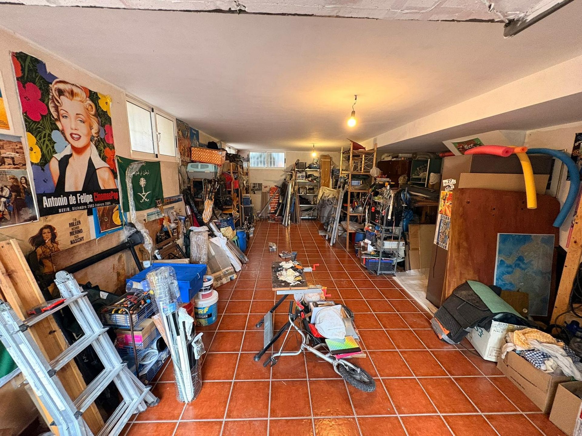 Resale - 3 Bedroom 3 Bathroom Semi-detached in Elda -  - Alicante