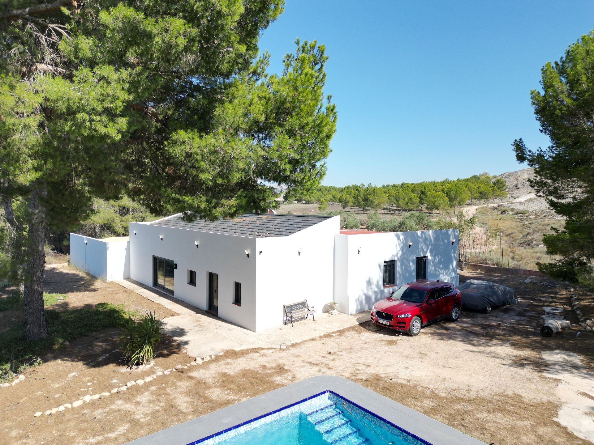 Resale - 4 Bedroom 2 Bathroom Villa in Villena -  - Alicante