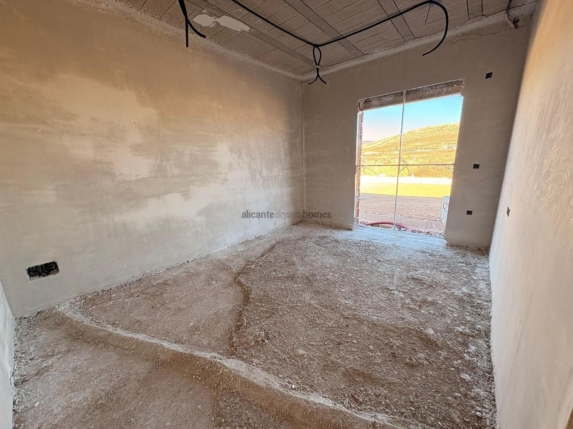 Resale - 3 Bedroom 3 Bathroom Villa in Torre Del Rico -  - Murcia