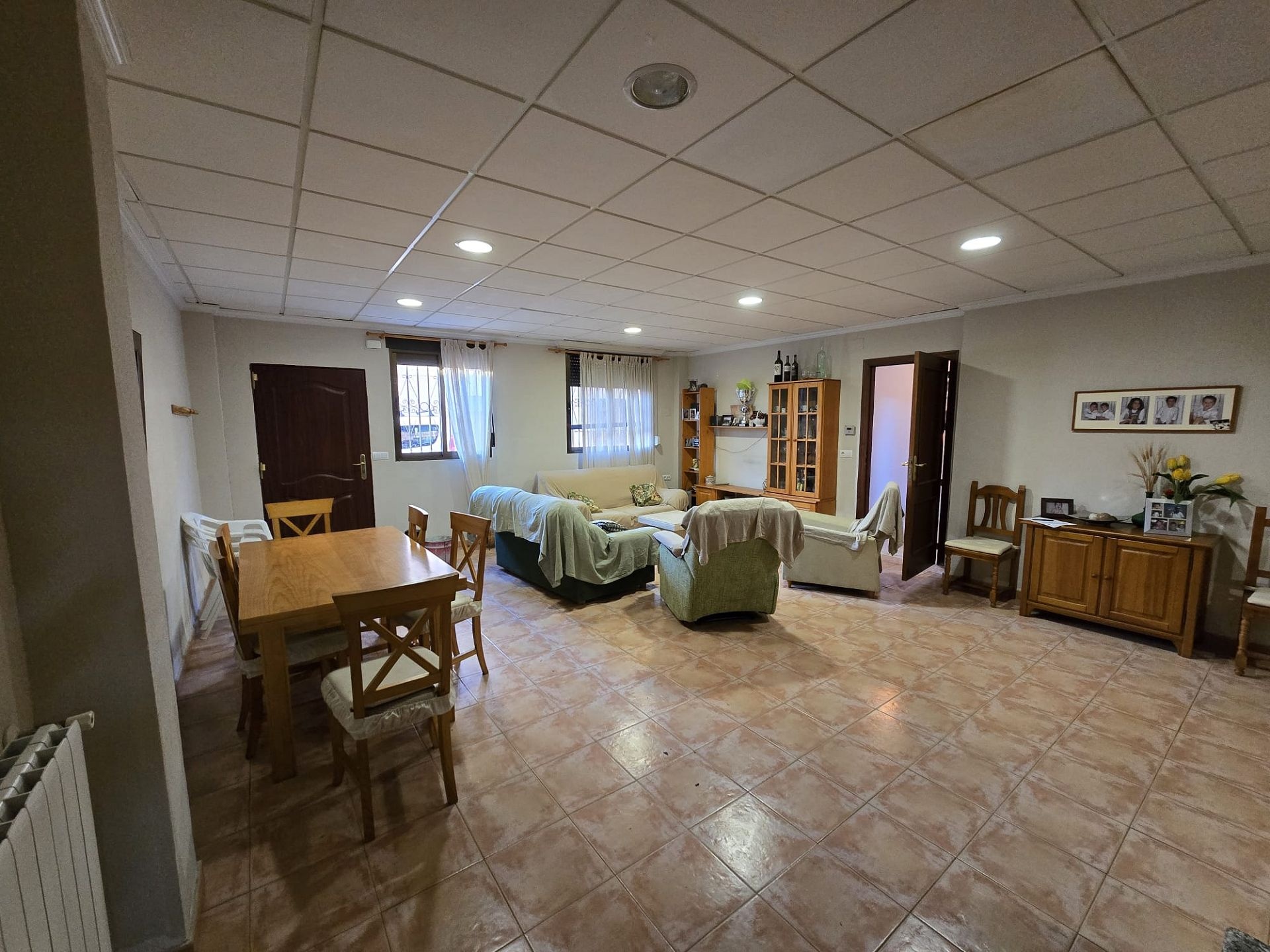 Resale - 6 Bedroom 3 Bathroom Townhouse in Salinas -  - Alicante