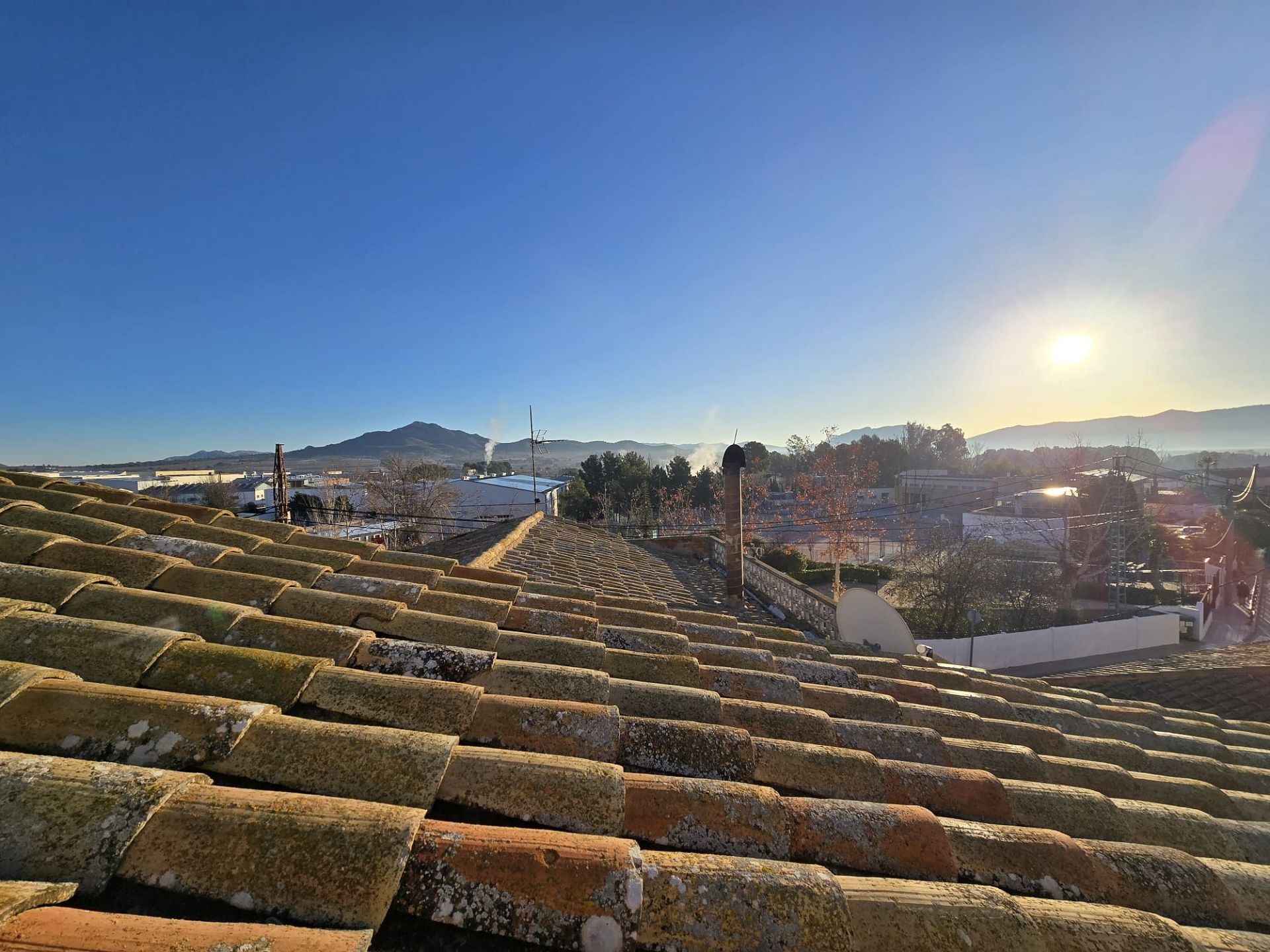 Resale - 6 Bedroom 3 Bathroom Townhouse in Salinas -  - Alicante