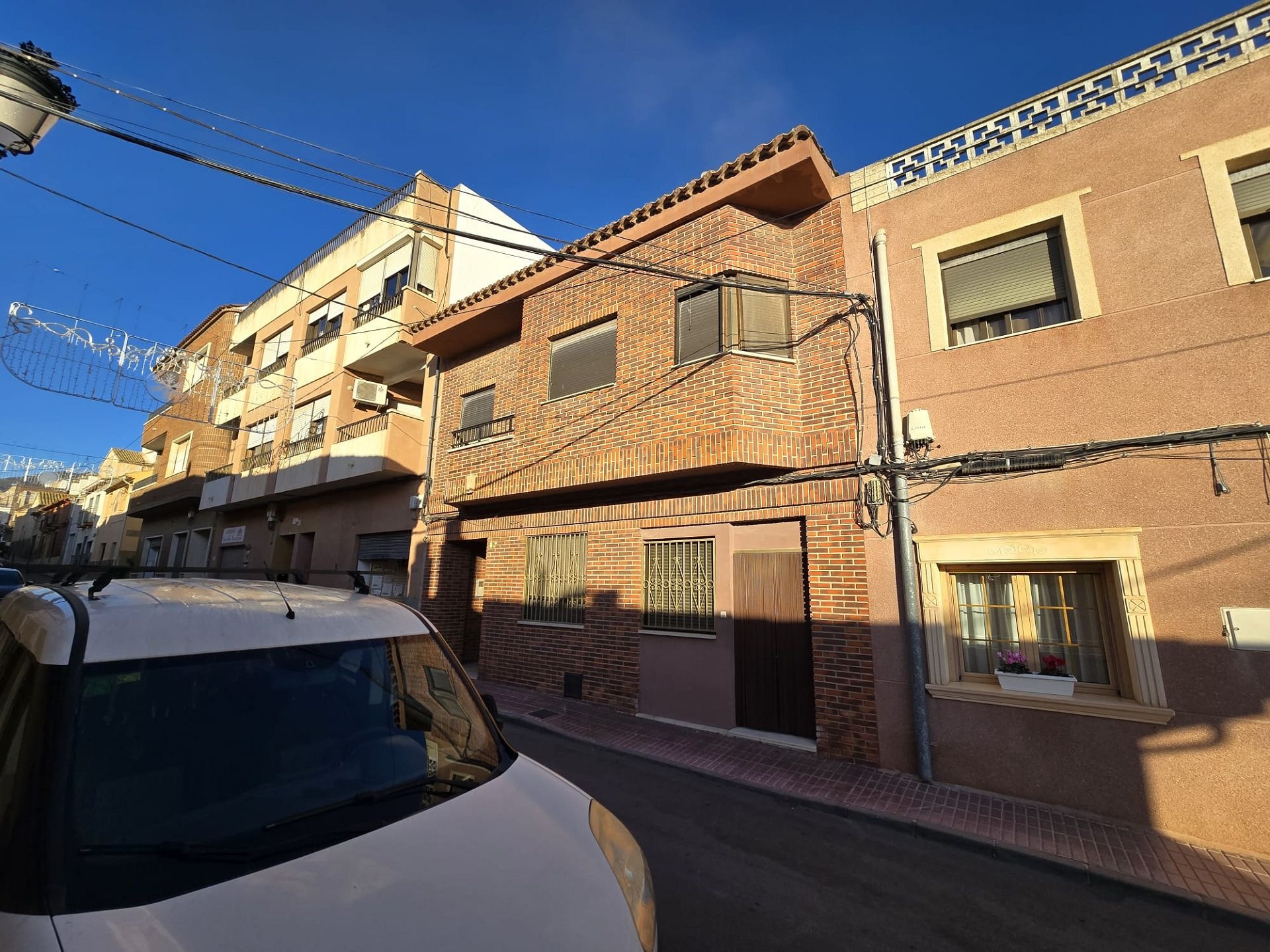 Resale - 6 Bedroom 3 Bathroom Townhouse in Salinas -  - Alicante