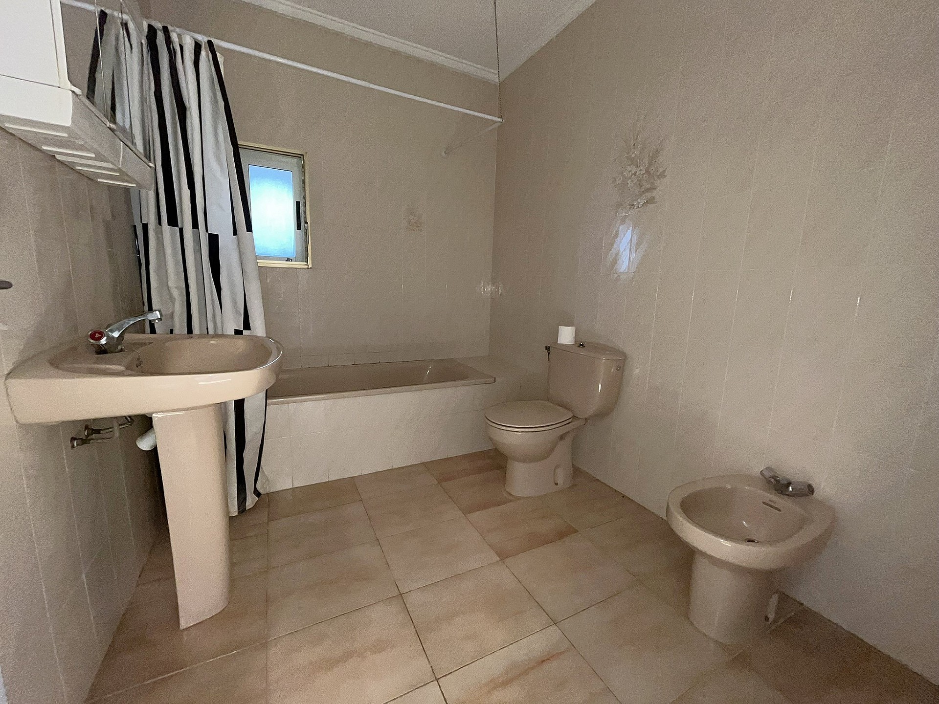 Resale - 3 Bedroom 1 Bathroom Villa in Macisvenda -  - Murcia