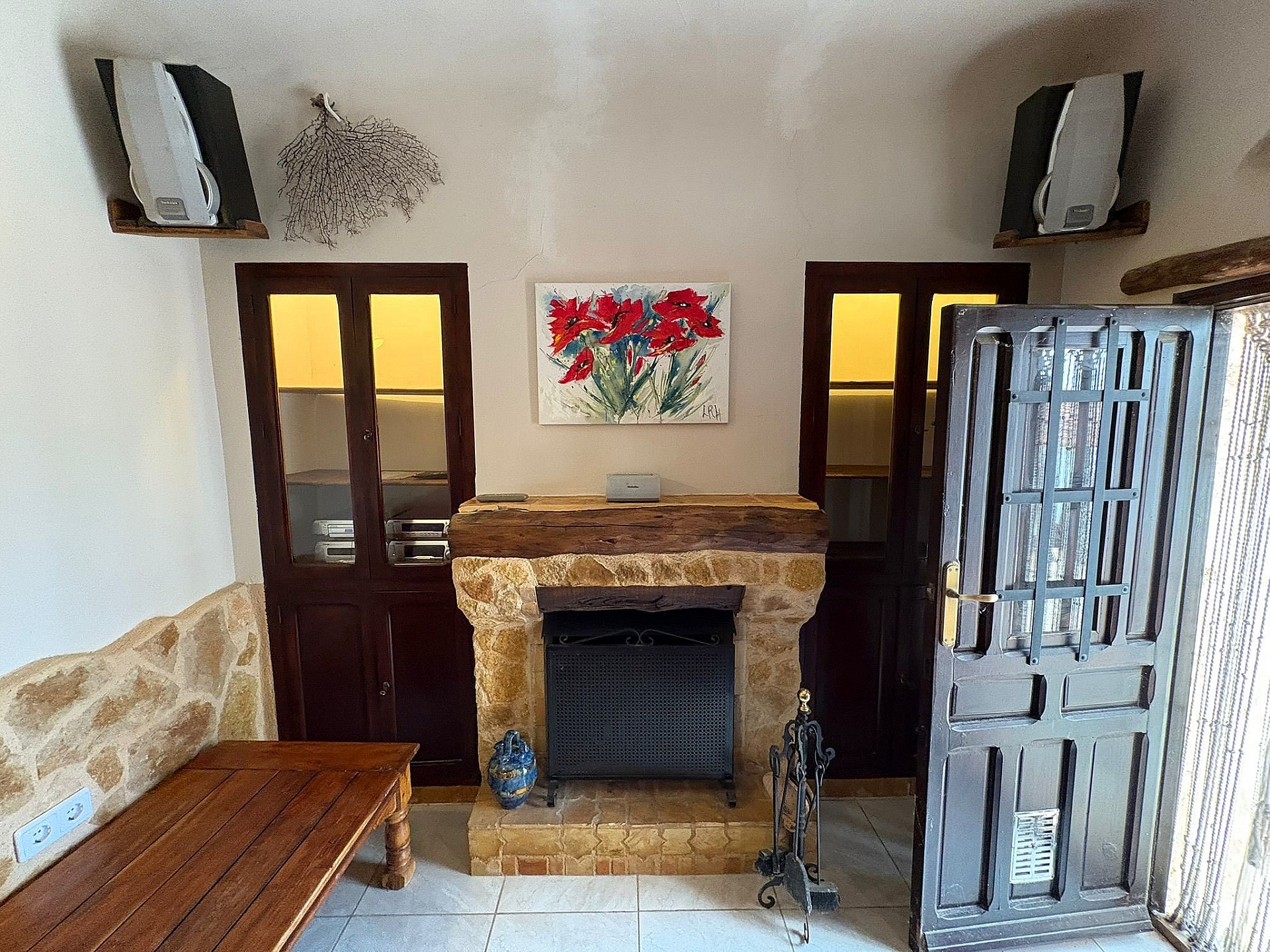 Resale - 6 Bedroom 2 Bathroom Semi-detached in Pinoso -  - Alicante