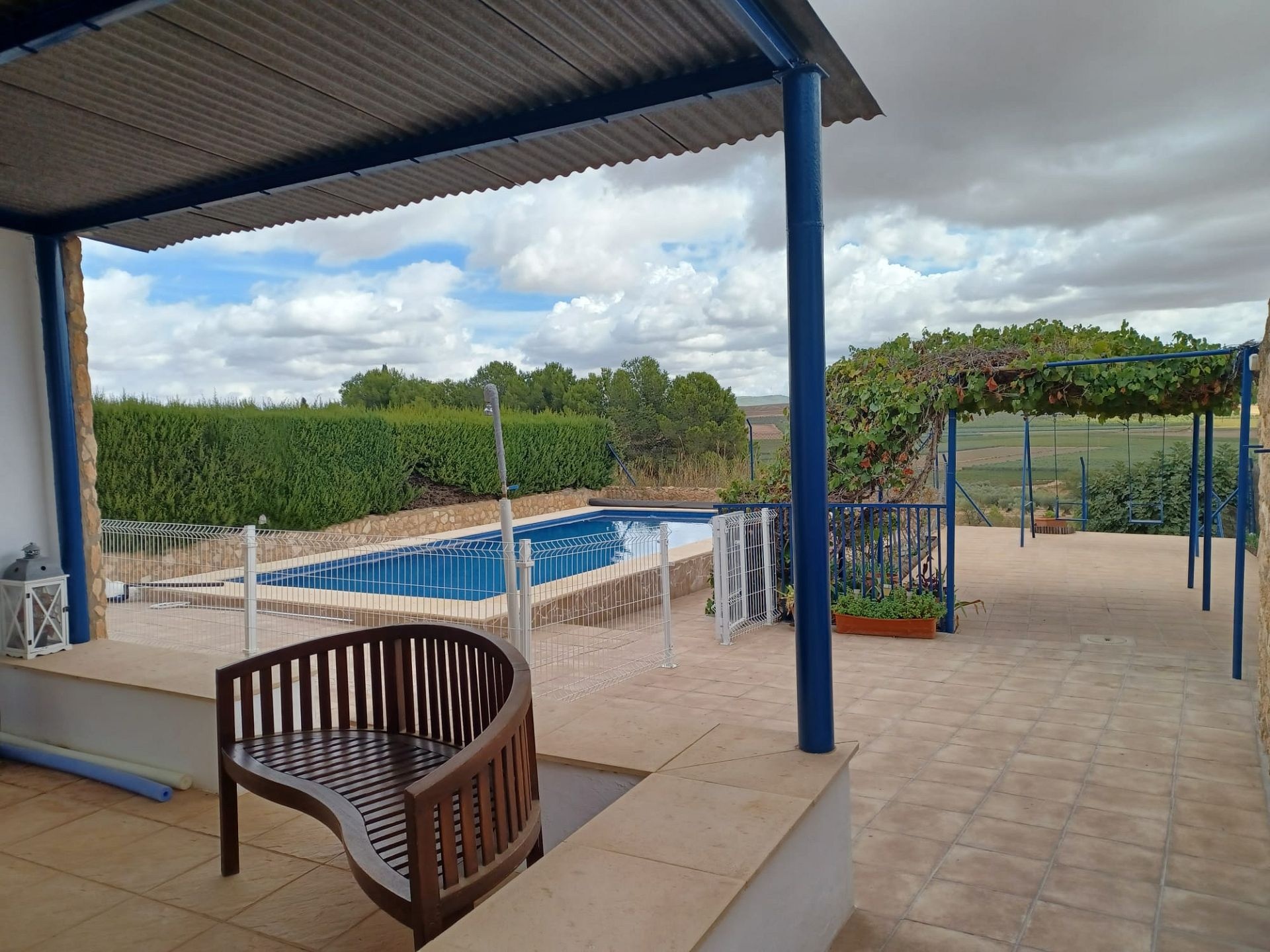 Resale - 3 Bedroom 1 Bathroom Country house in Yecla -  - Murcia