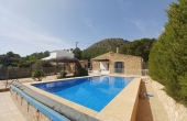 3-13540/4811, 3 Bedroom 1 Bathroom Country house in Yecla