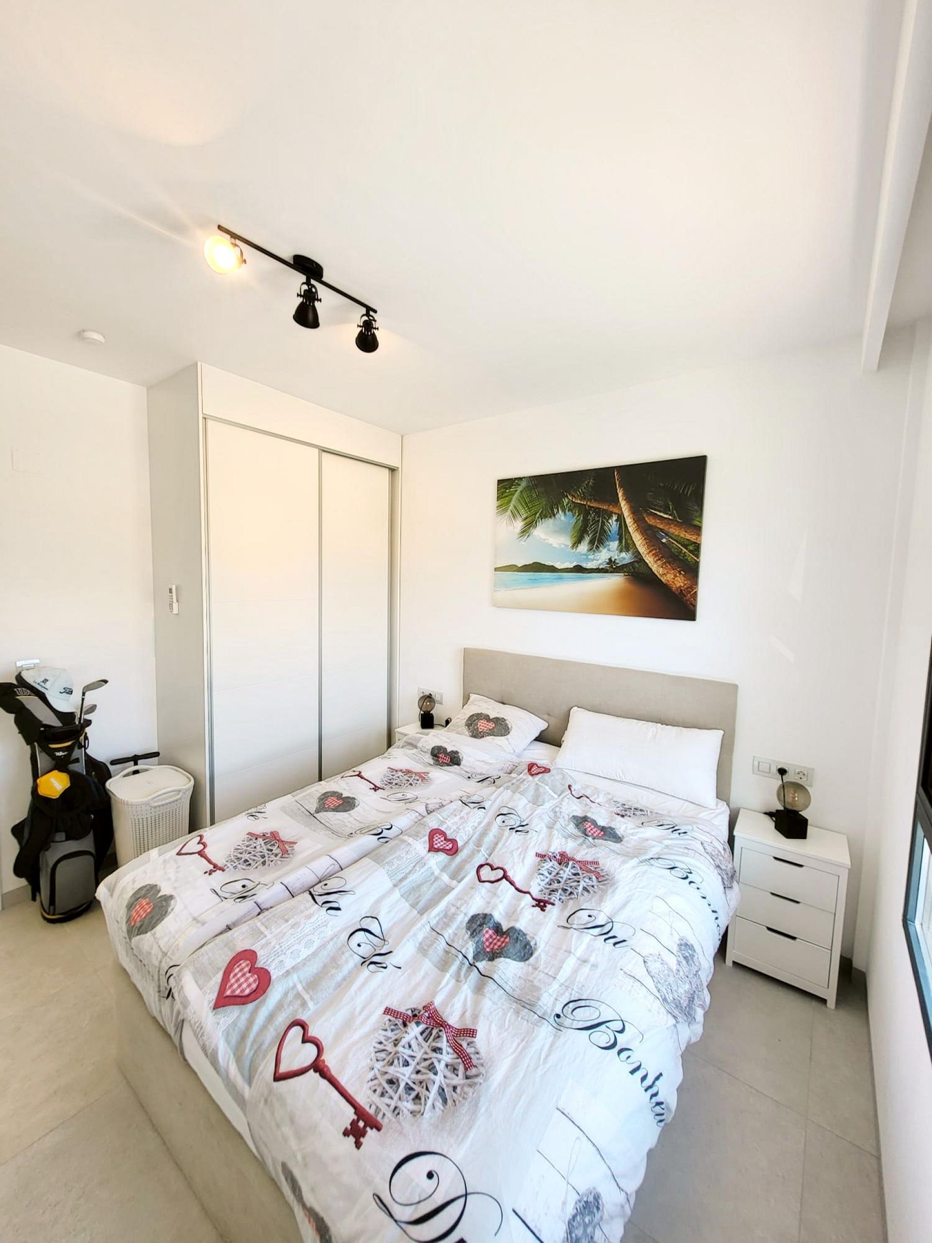 Resale - 2 Bedroom 2 Bathroom Apartment in San Miguel de Salinas -  - Alicante