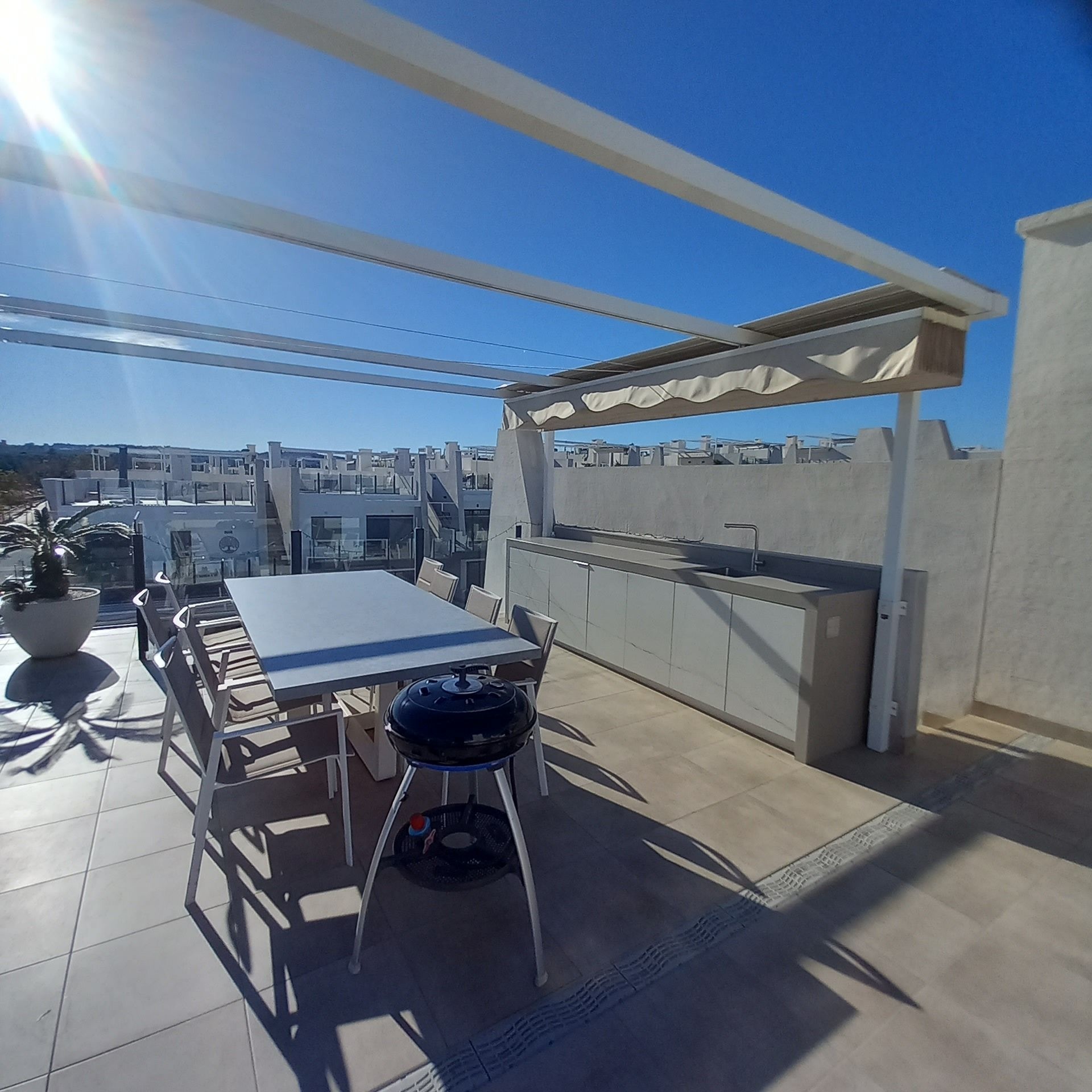 Resale - 2 Bedroom 2 Bathroom Apartment in San Miguel de Salinas -  - Alicante