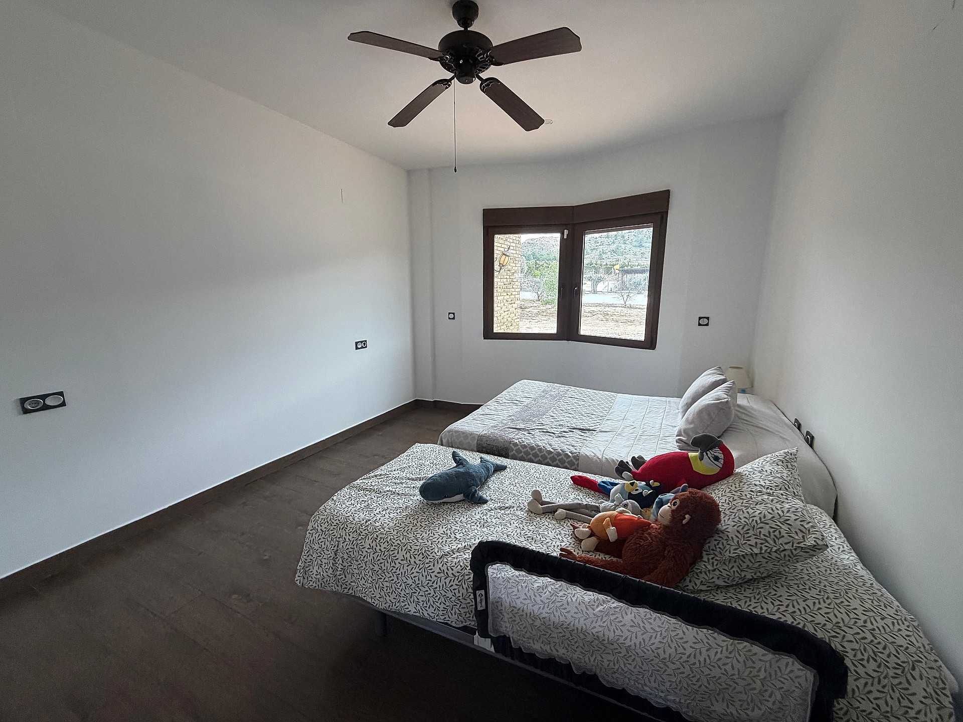 Resale - 2 Bedroom 2 Bathroom Country house in Yecla -  - Murcia