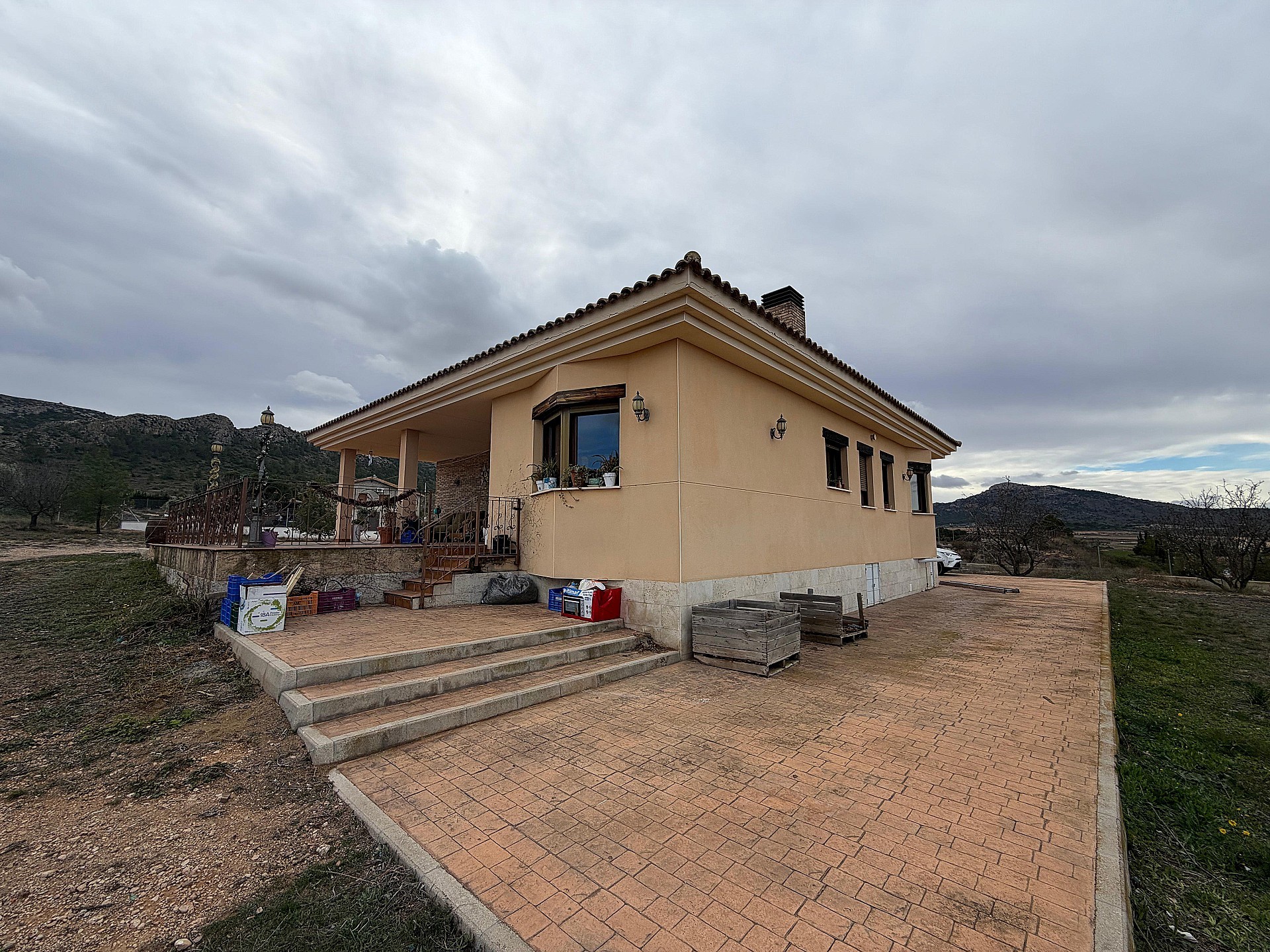 Resale - 2 Bedroom 2 Bathroom Country house in Yecla -  - Murcia