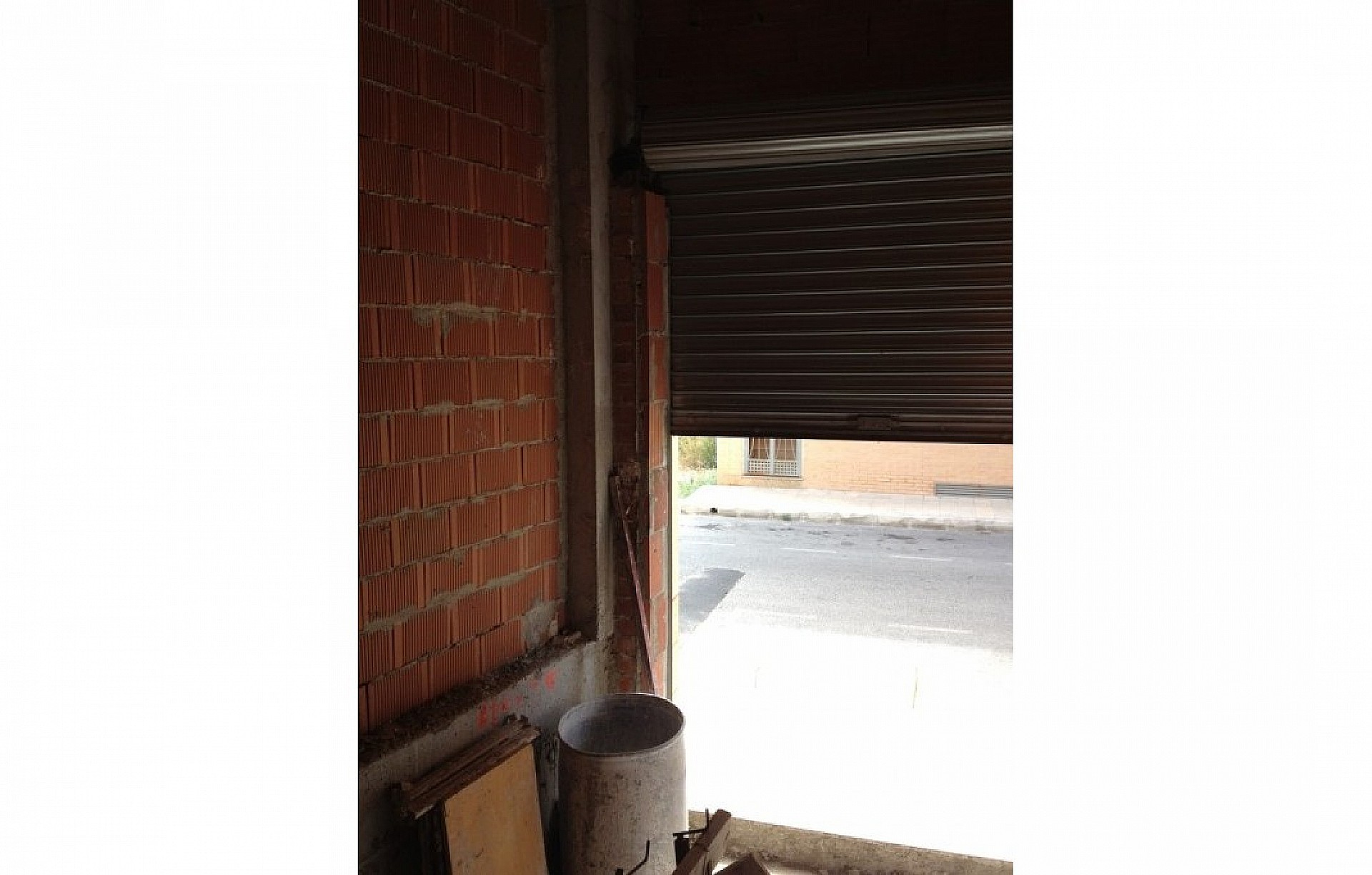 Resale - Commercial in Los Montesinos -  - Alicante