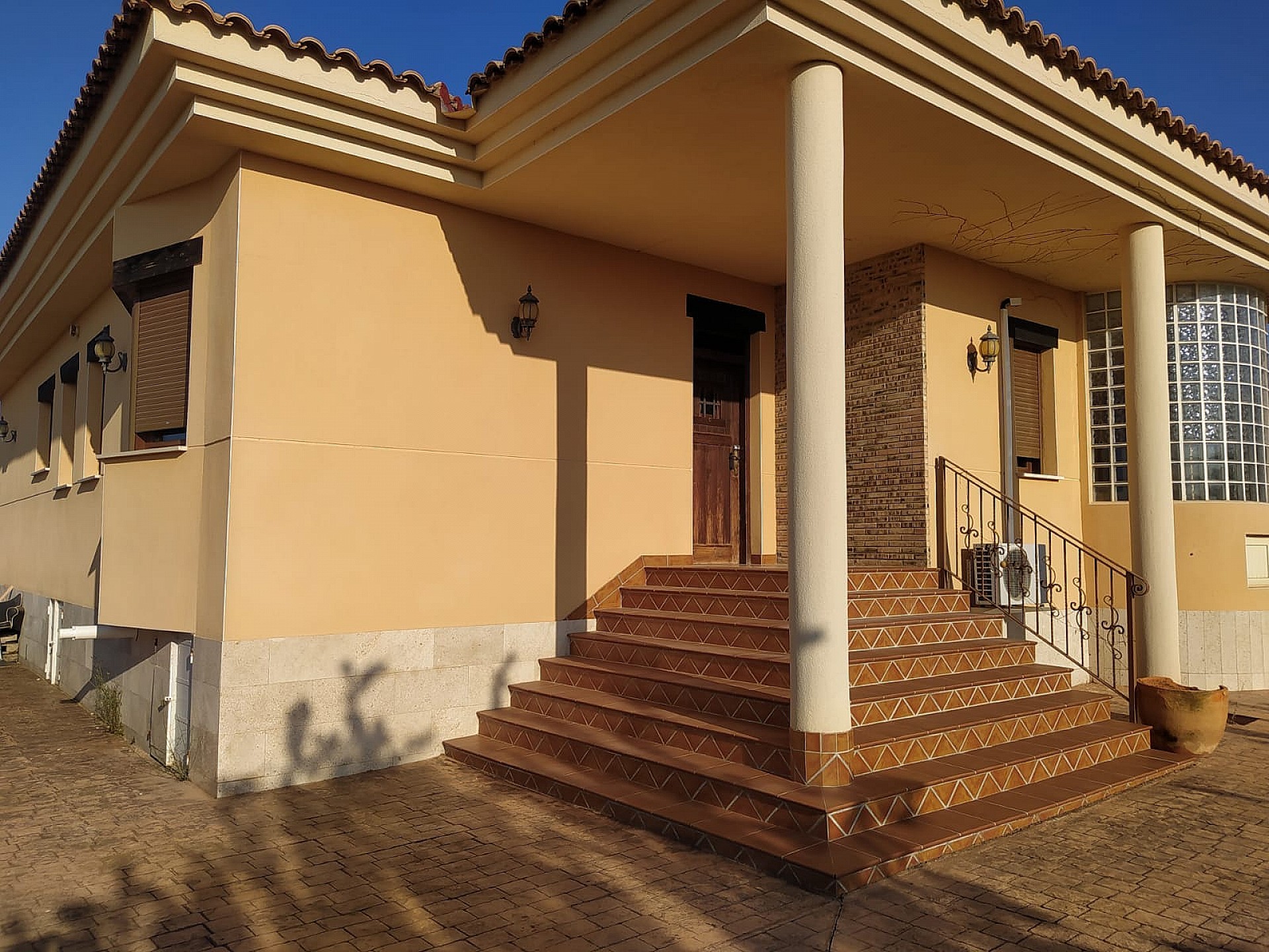 Resale - 2 Bedroom 2 Bathroom Villa in Yecla -  - Murcia
