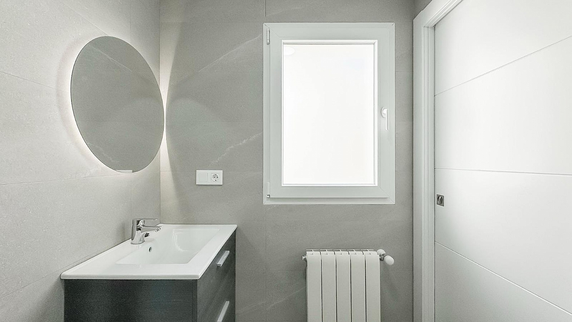 Resale - 5 Bedroom 3 Bathroom Villa in Pinoso - , Pinoso, Alicante, Spain - Alicante