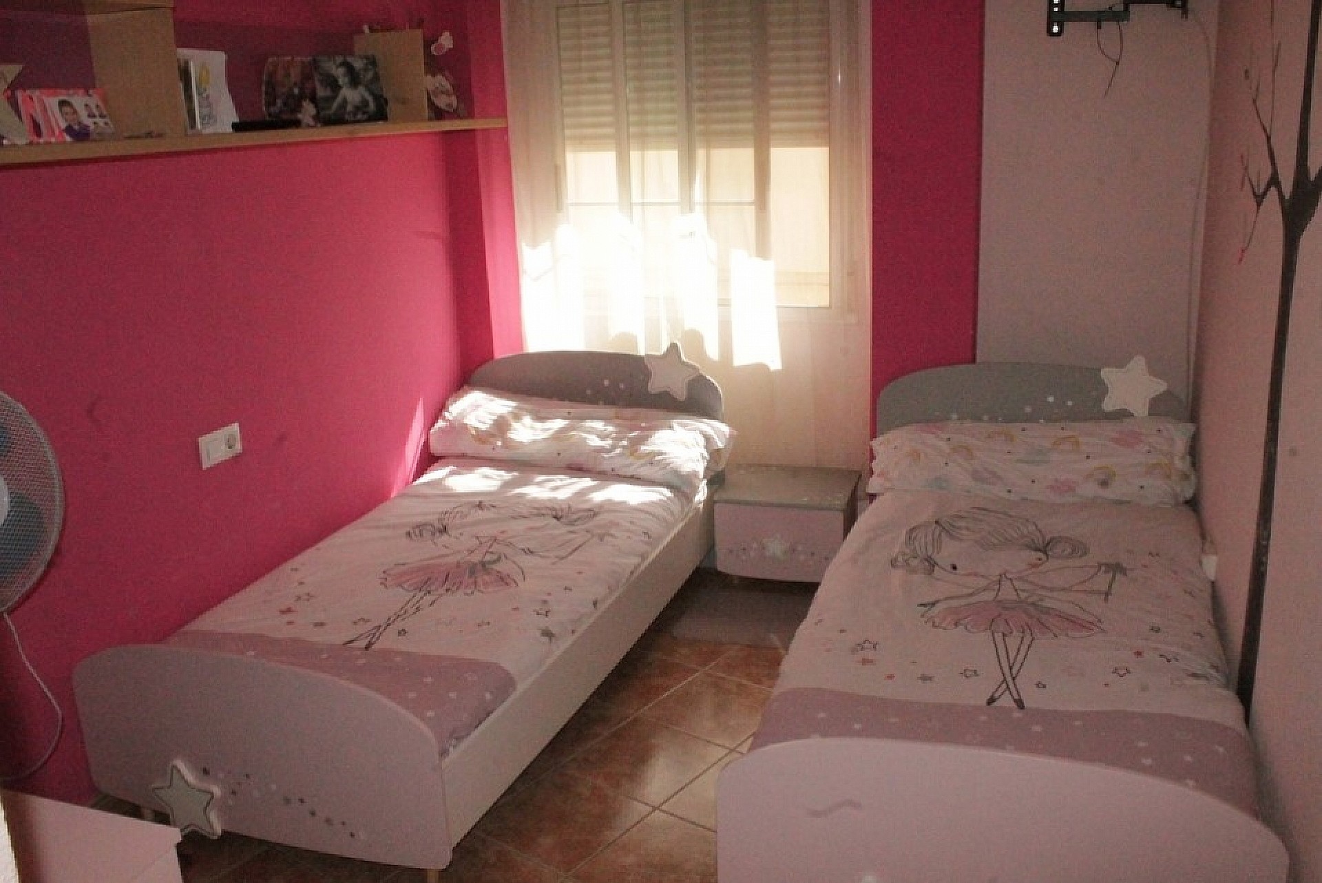 Resale - 3 Bedroom 3 Bathroom Townhouse in Pinoso -  - Alicante