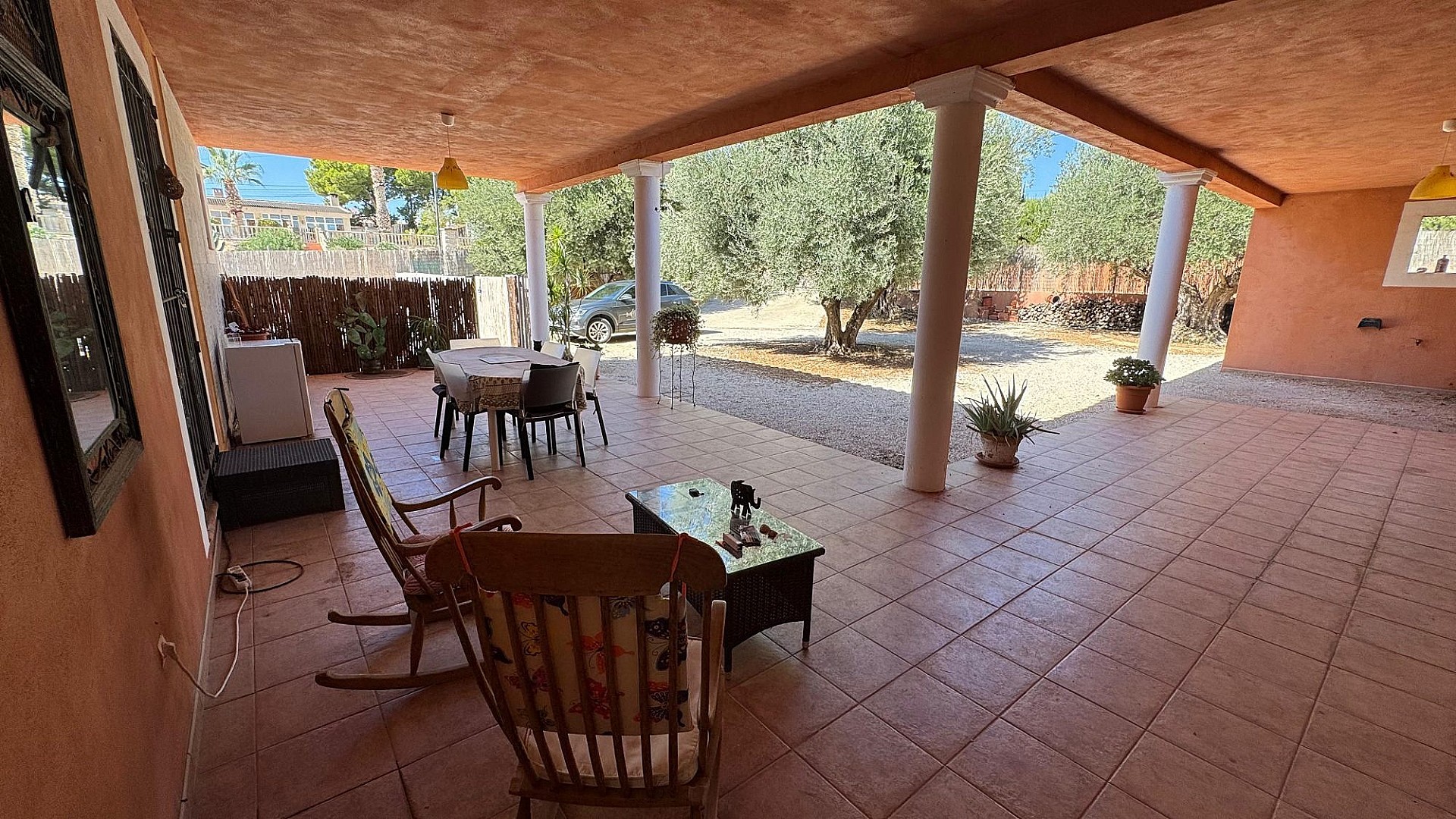 Resale - 6 Bedroom 3 Bathroom Villa in Albatera -  - Alicante