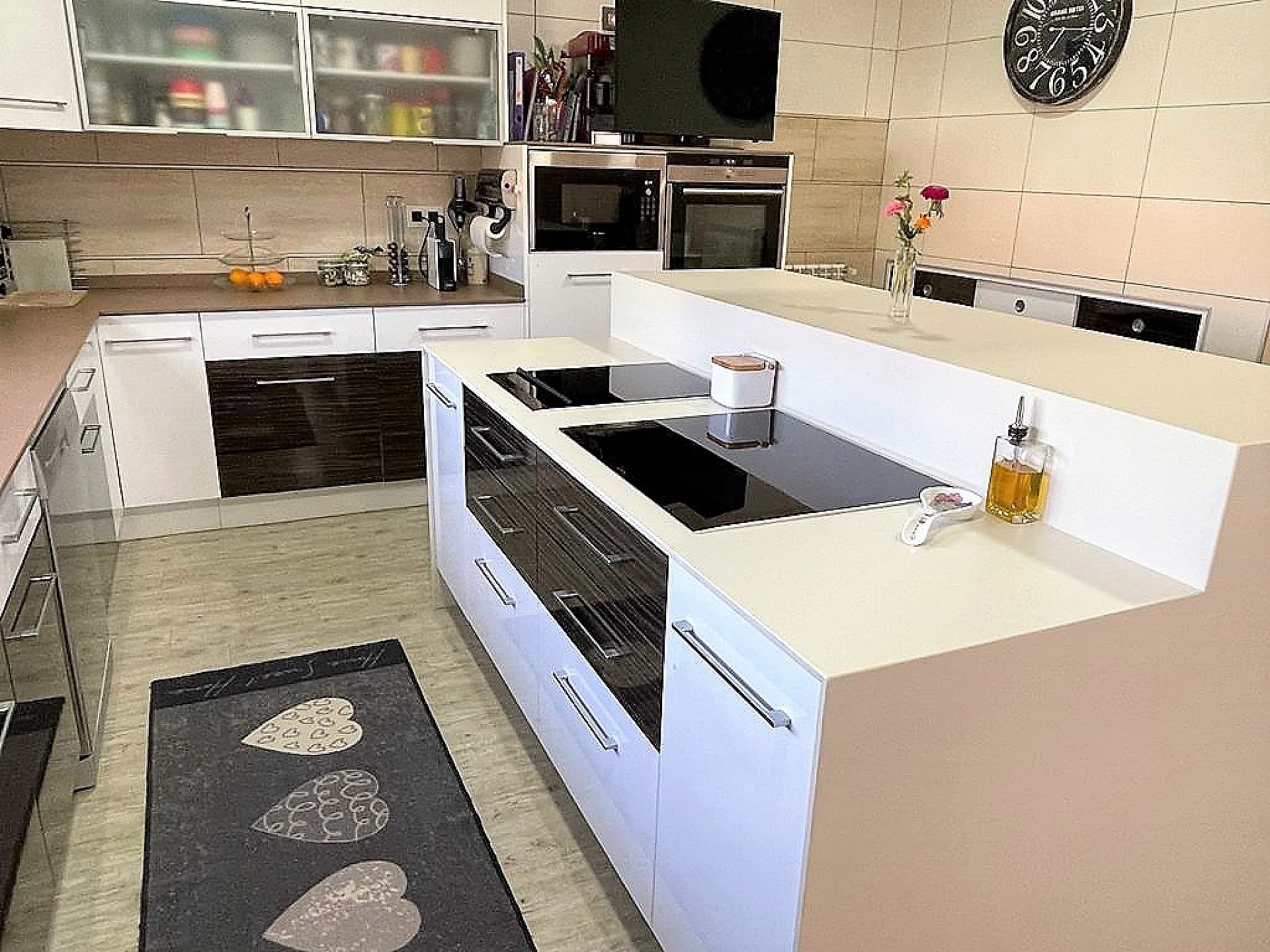 Resale - 4 Bedroom 4 Bathroom Villa in Castalla -  - Alicante