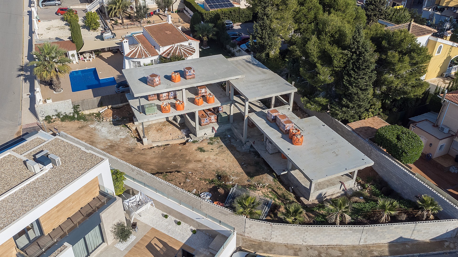 Resale - 4 Bedroom 3 Bathroom Villa in Ciudad Quesada -  - Alicante