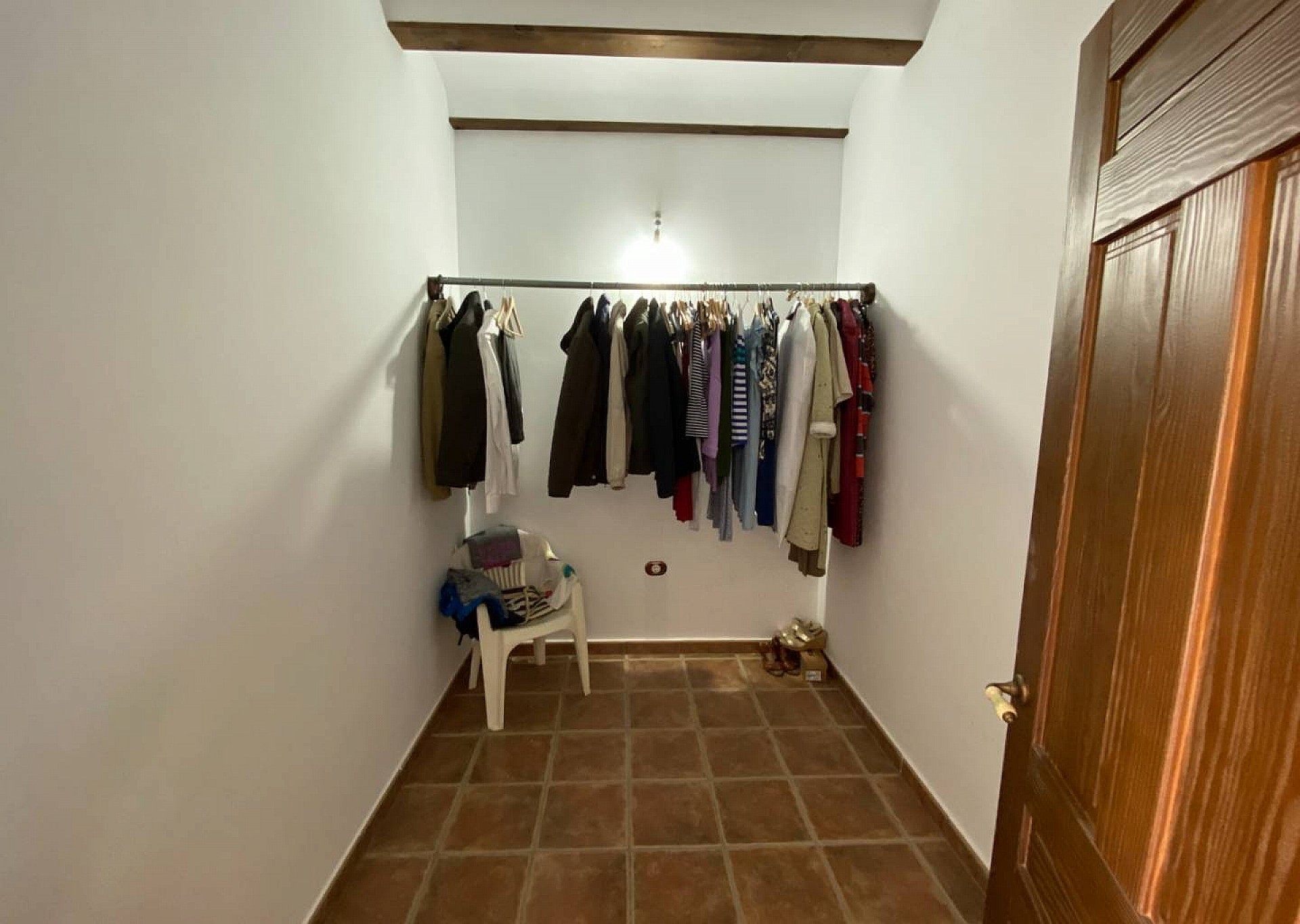 Resale - 5 Bedroom 3 Bathroom Villa in Villena -  - Alicante