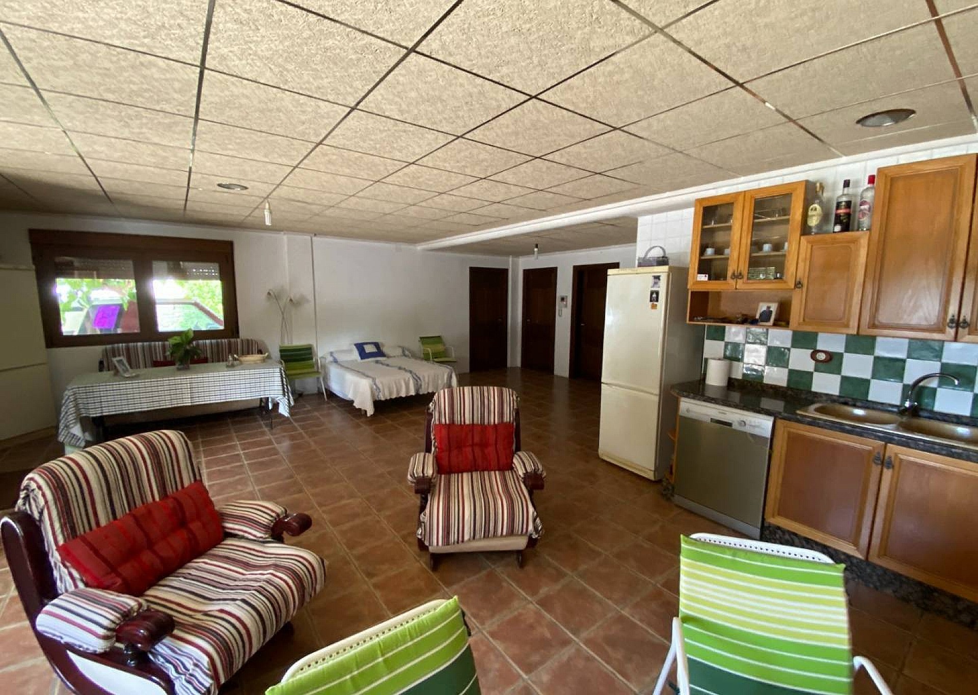 Resale - 5 Bedroom 3 Bathroom Villa in Villena -  - Alicante