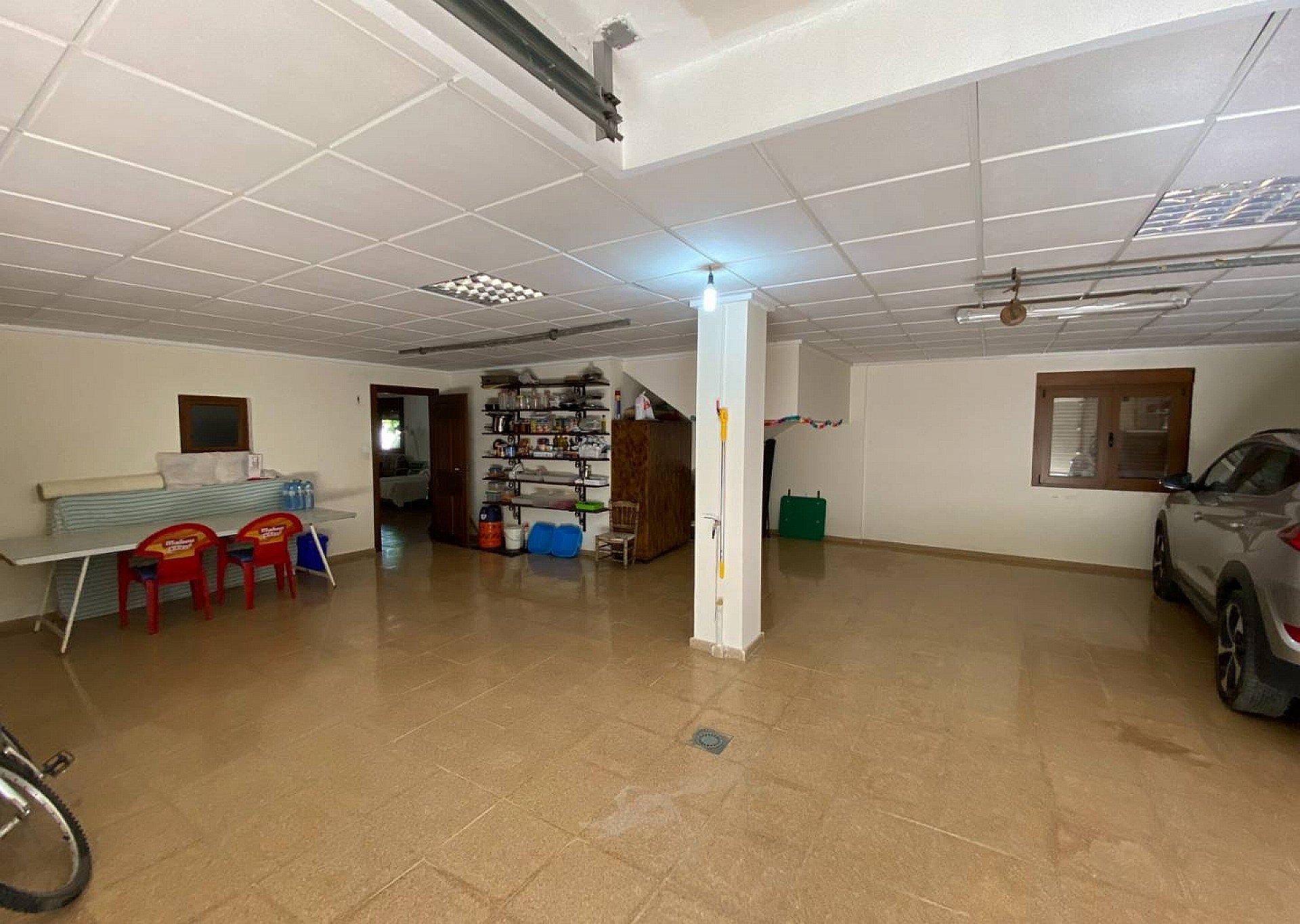 Resale - 5 Bedroom 3 Bathroom Villa in Villena -  - Alicante