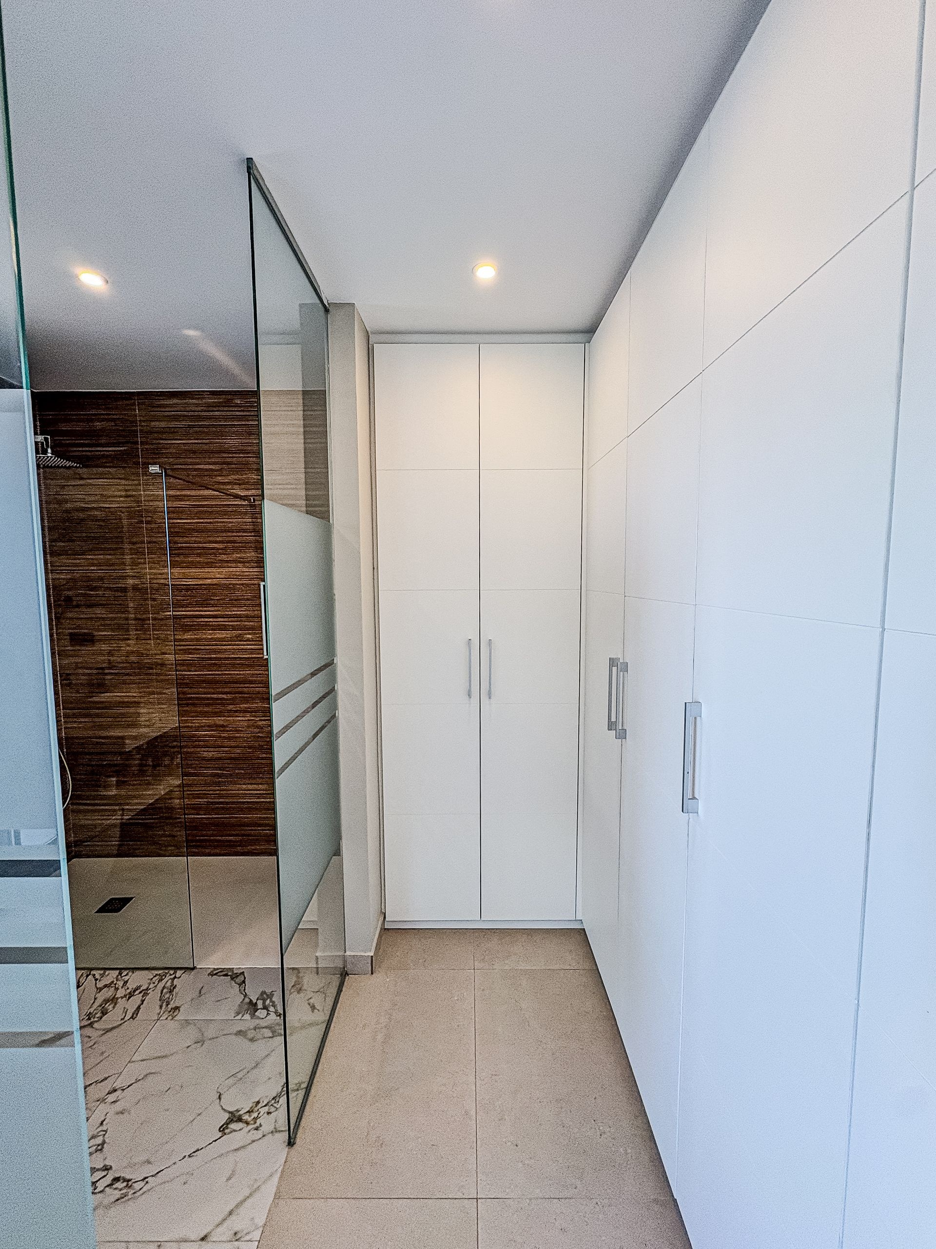 Resale - 5 Bedroom 4 Bathroom Villa in Algorfa -  - Alicante