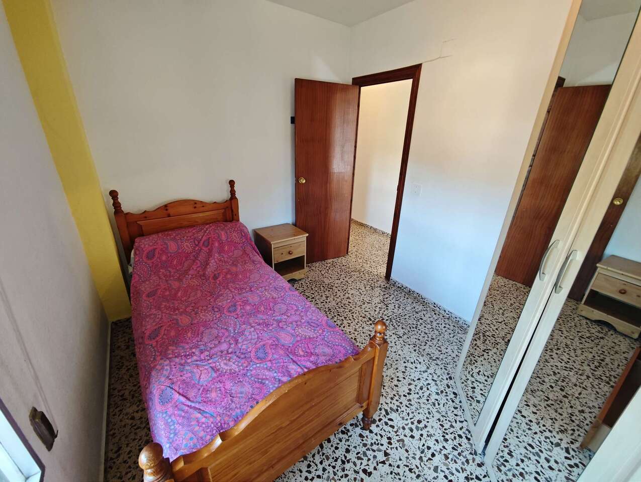 Resale - 4 Bedroom 2 Bathroom Apartment in Salinas - , Salinas, Alicante, Spain - Alicante