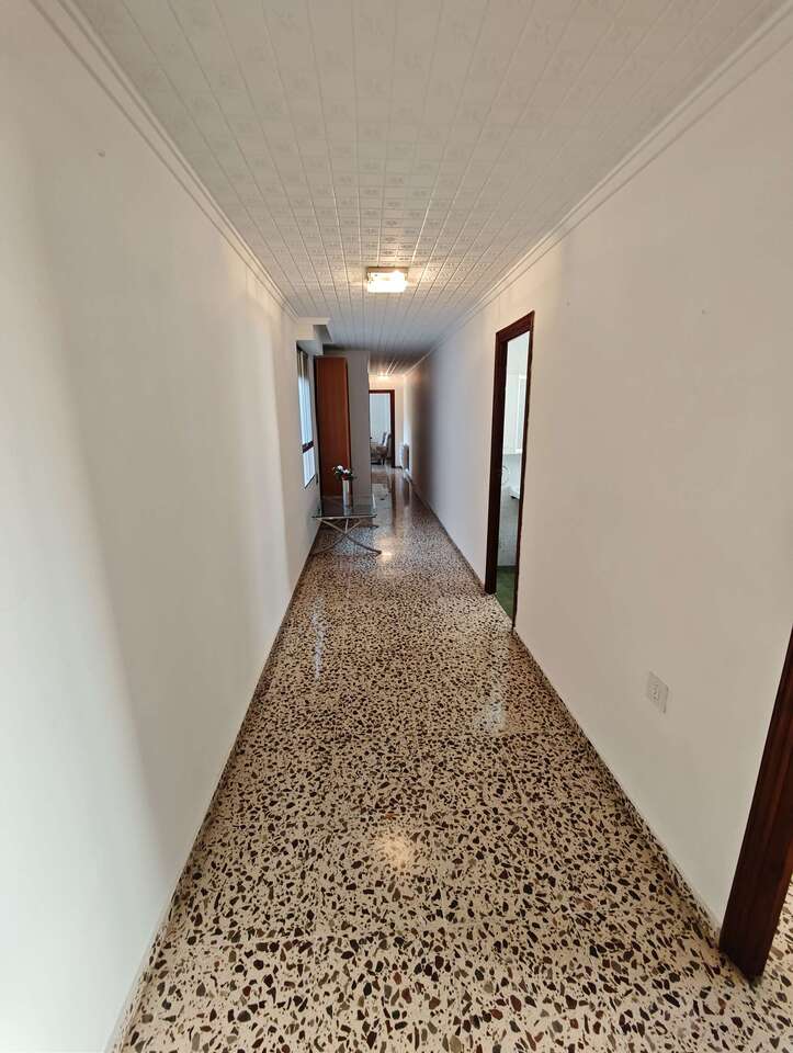 Resale - 4 Bedroom 2 Bathroom Apartment in Salinas - , Salinas, Alicante, Spain - Alicante