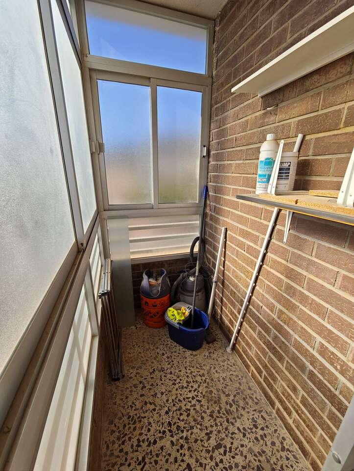 Resale - 4 Bedroom 2 Bathroom Apartment in Salinas - , Salinas, Alicante, Spain - Alicante