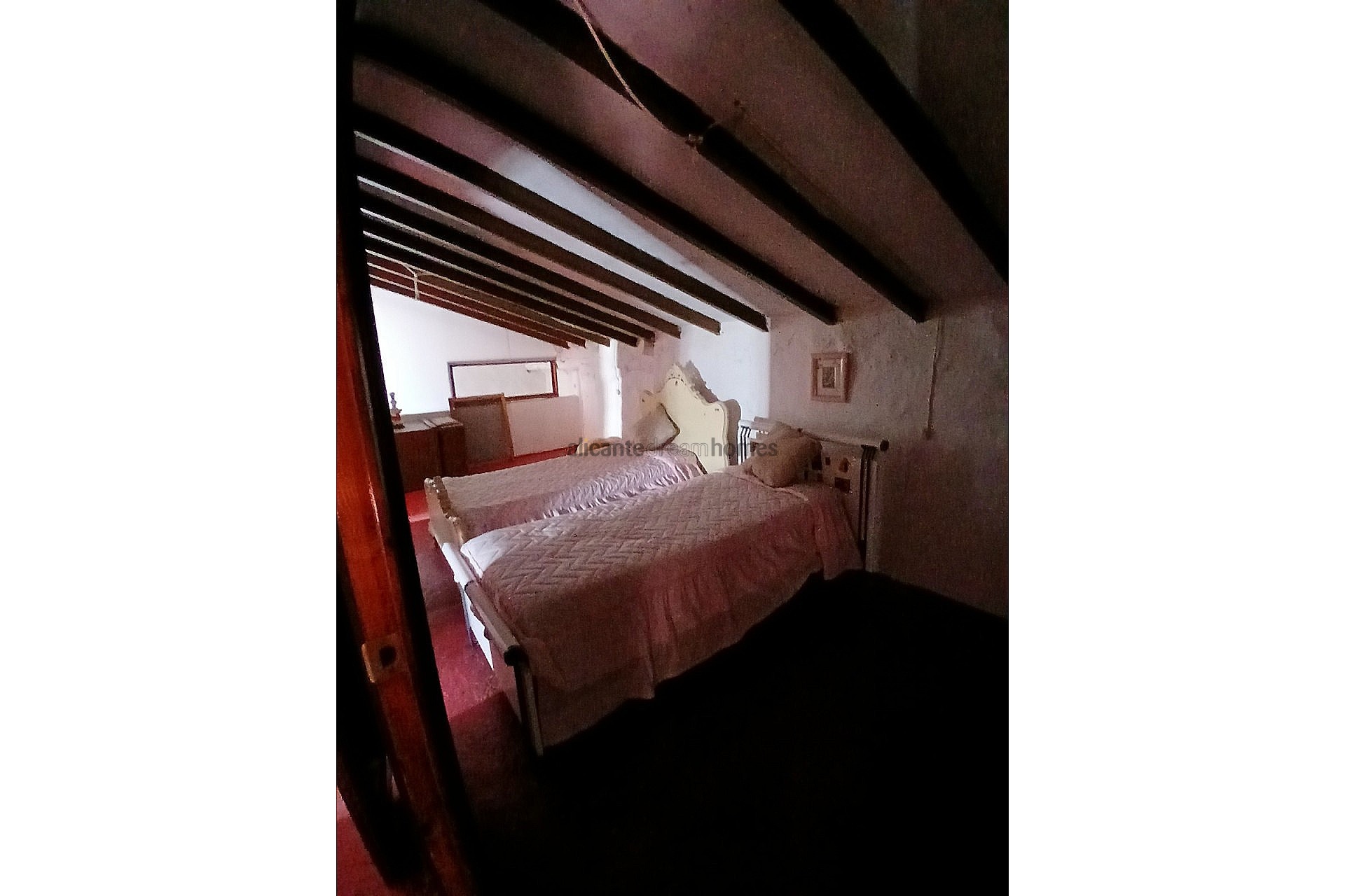 Resale - 6 Bedroom 1 Bathroom Country house in Caudete -  - Albacete