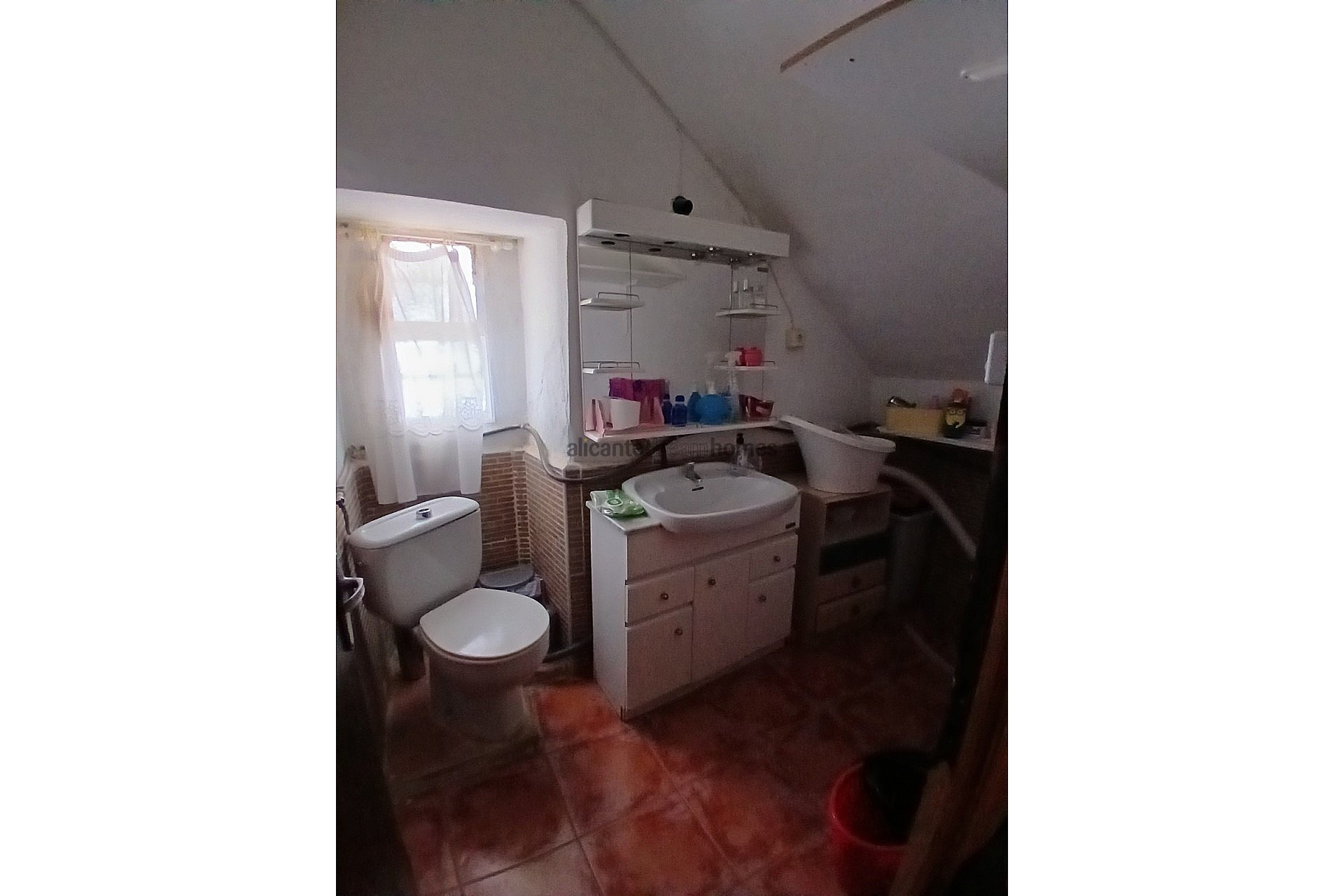 Resale - 6 Bedroom 1 Bathroom Country house in Caudete -  - Albacete